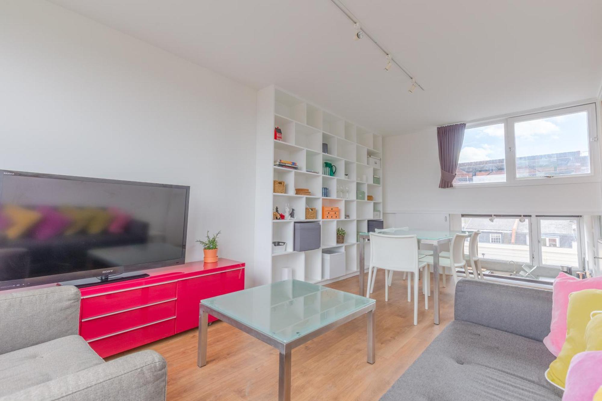 Lejlighed Unique Spacious Central 3 Bedroom With Rooftop Terrace *