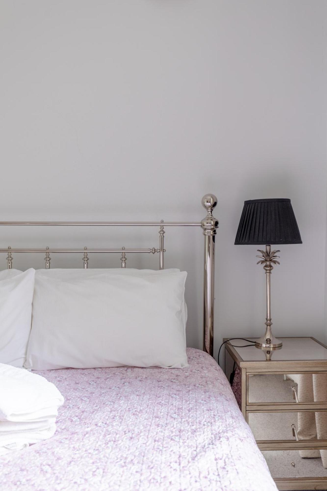 Cosy 1 Bedroom Near Harrods Knightsbridge Apartment