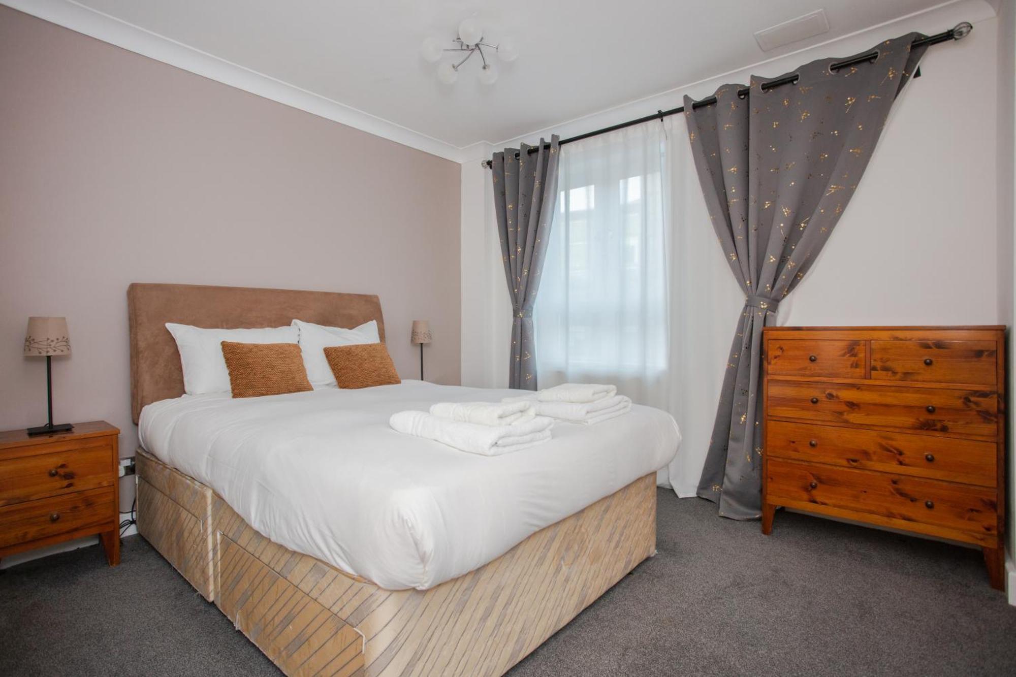 1 Bedroom On The Riverbank Near St Paul's Appartement