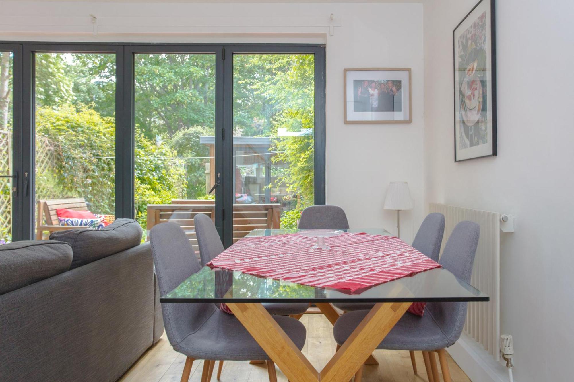 Modern 3 Bedroom In Brixton Londres