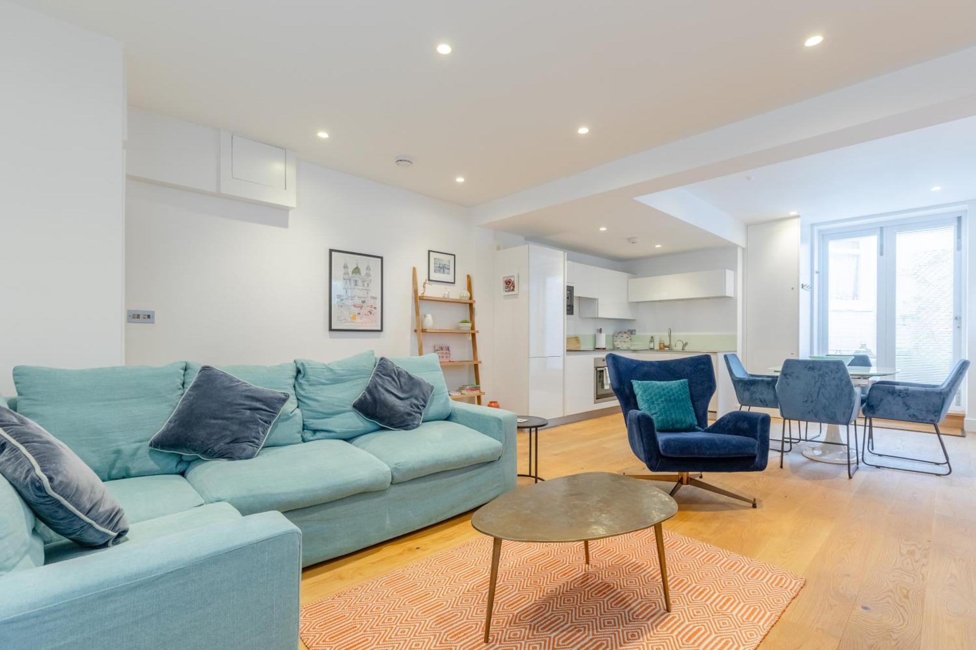 Lovely In Near Victoria * London