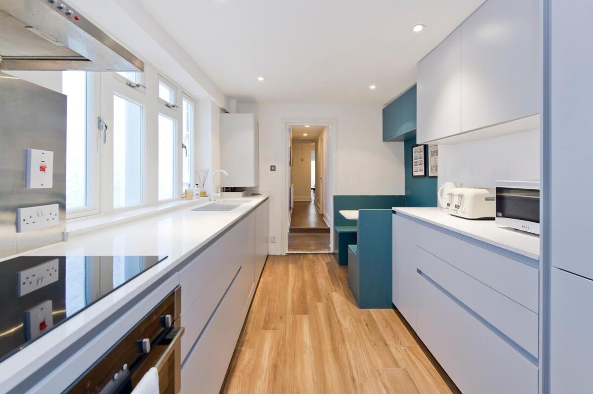 Charming 2-bed Near Buckingham Palace *