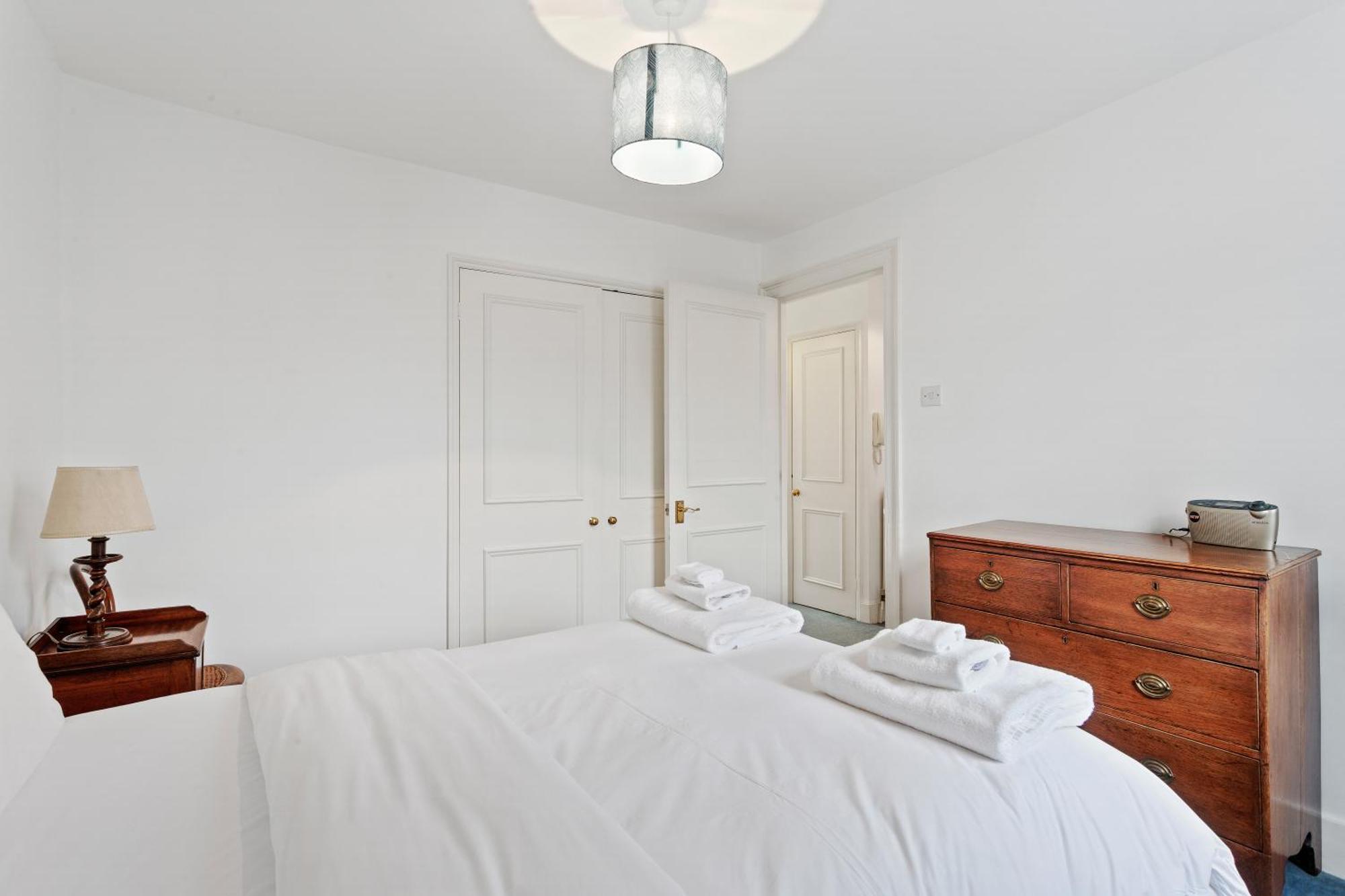 Cosy 2 Bedroom Flat In Pimlico 10 Minutes To Station Lägenhet
