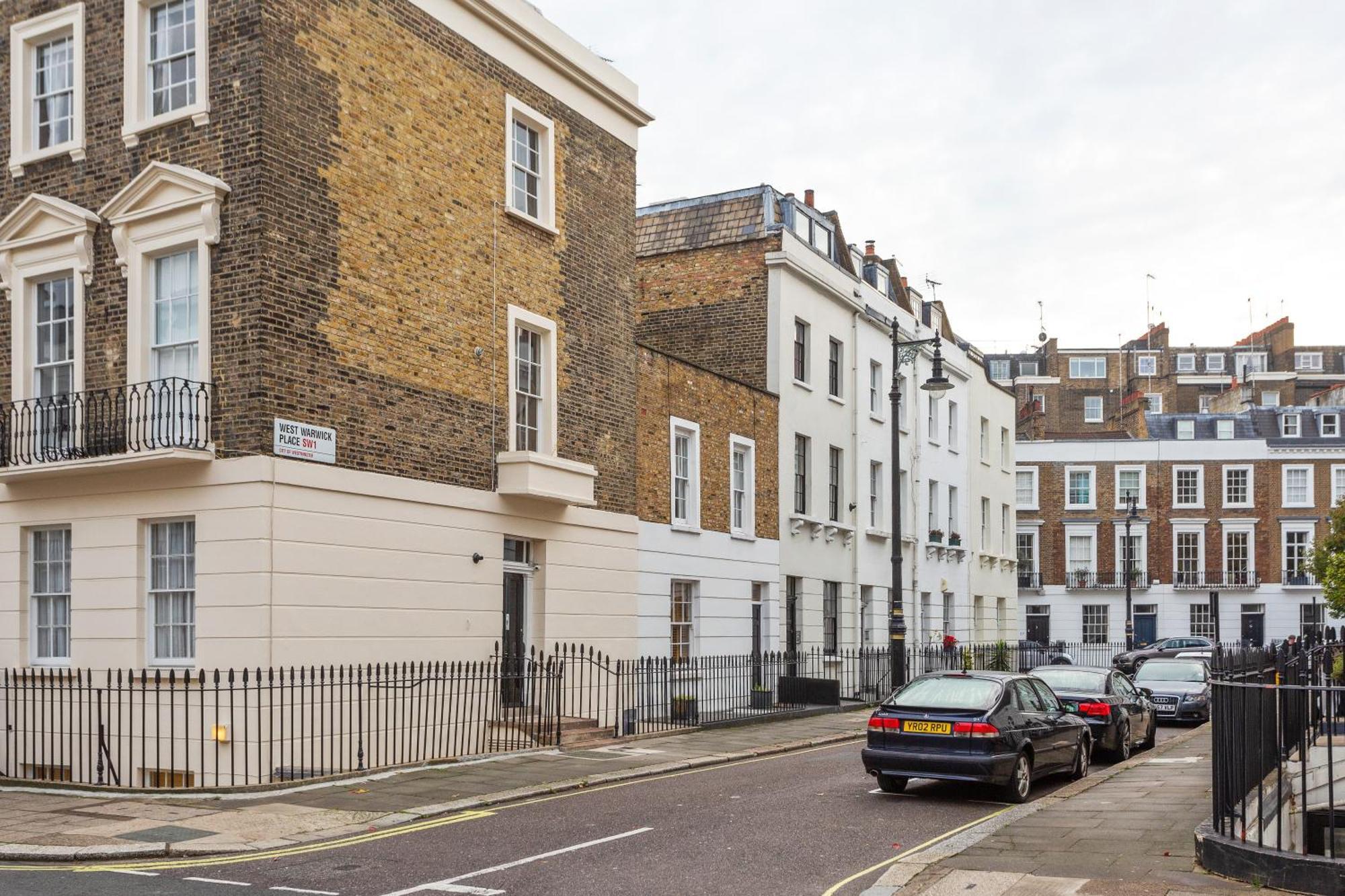Cosy 2 Bedroom Flat In Pimlico 10 Minutes To Station London