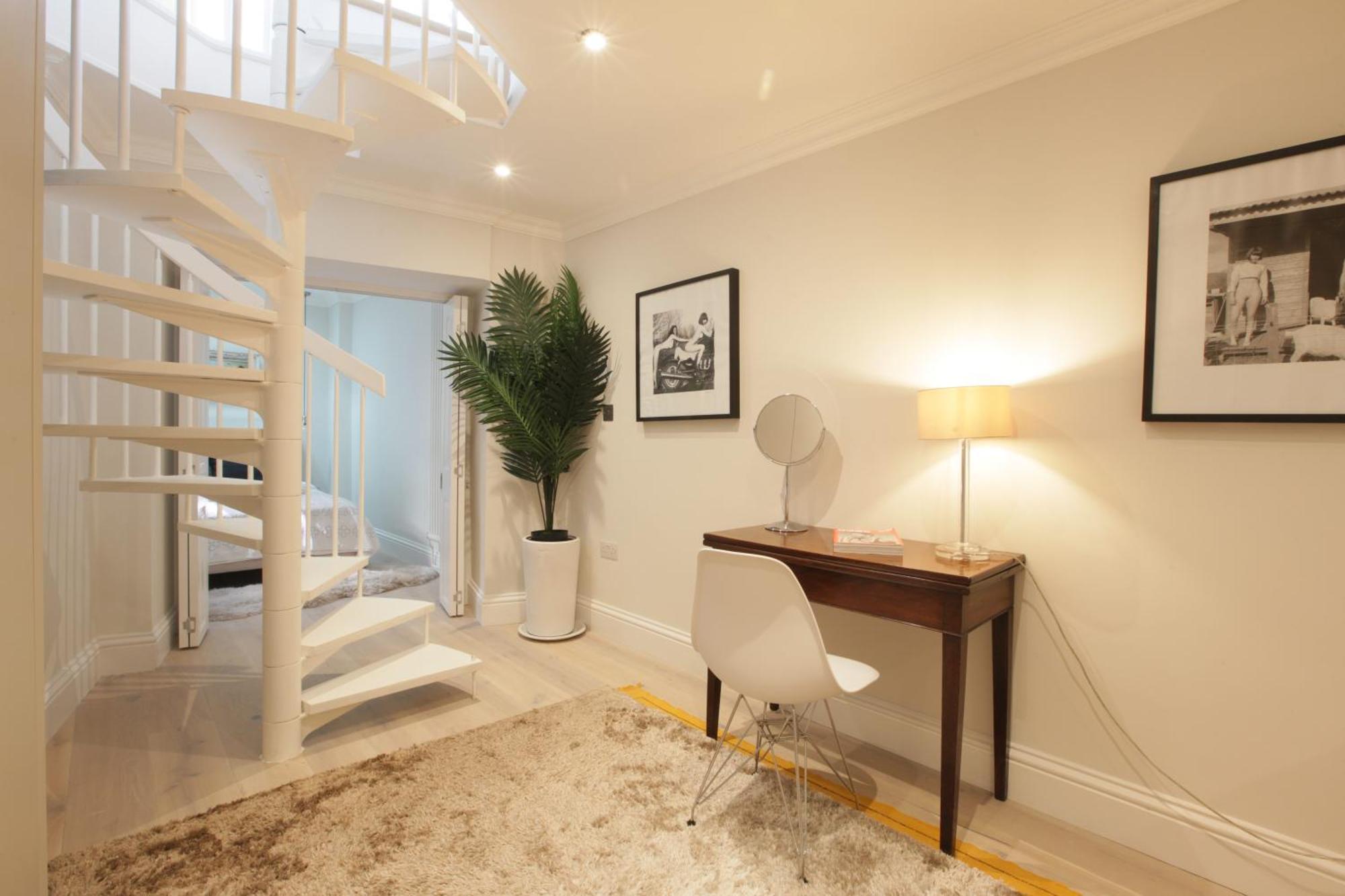 Newly Refurbished 1 Bedroom In Vibrant Notting Hill * London