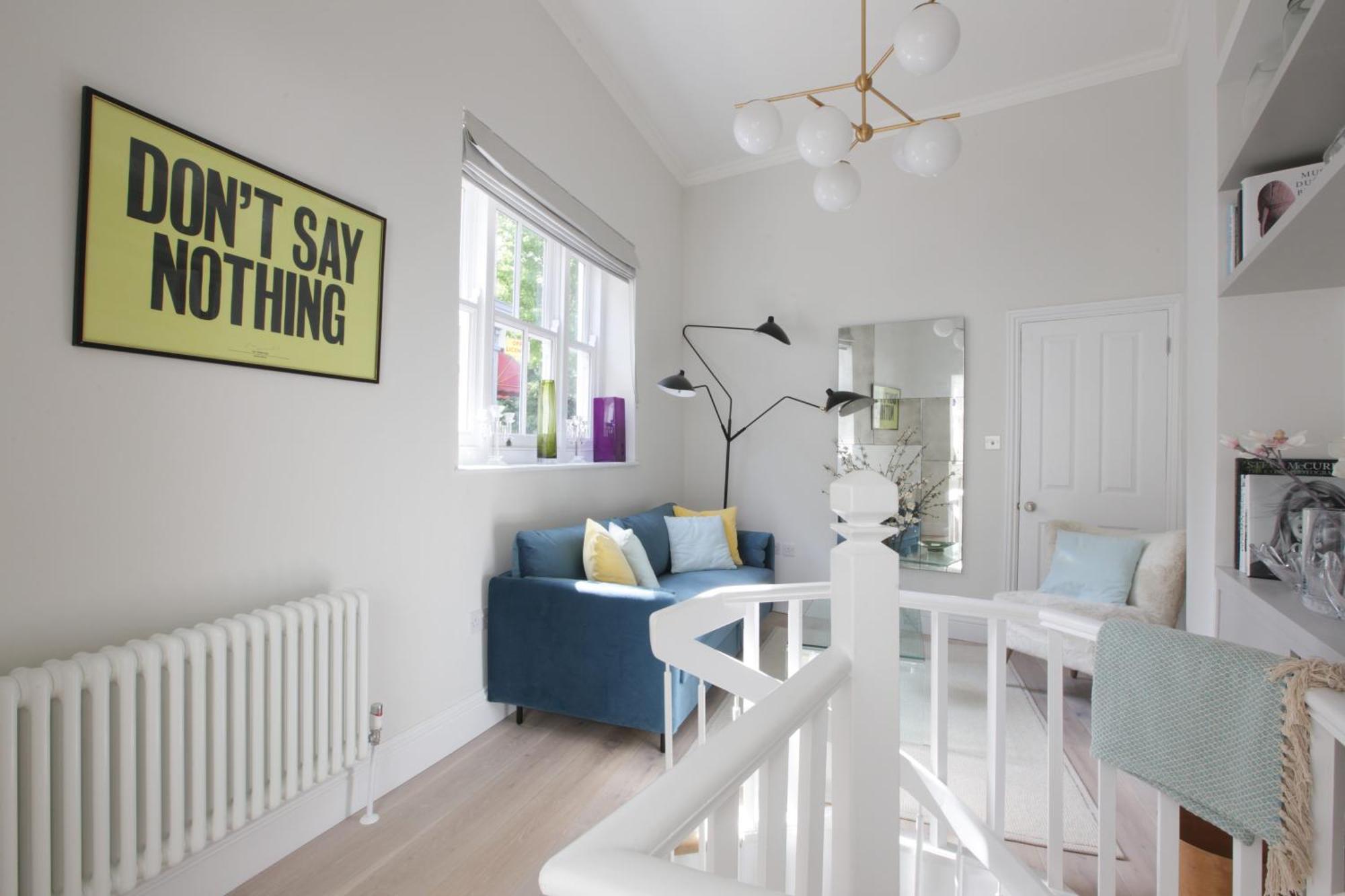Newly Refurbished 1 Bedroom In Vibrant Notting Hill Apartment London