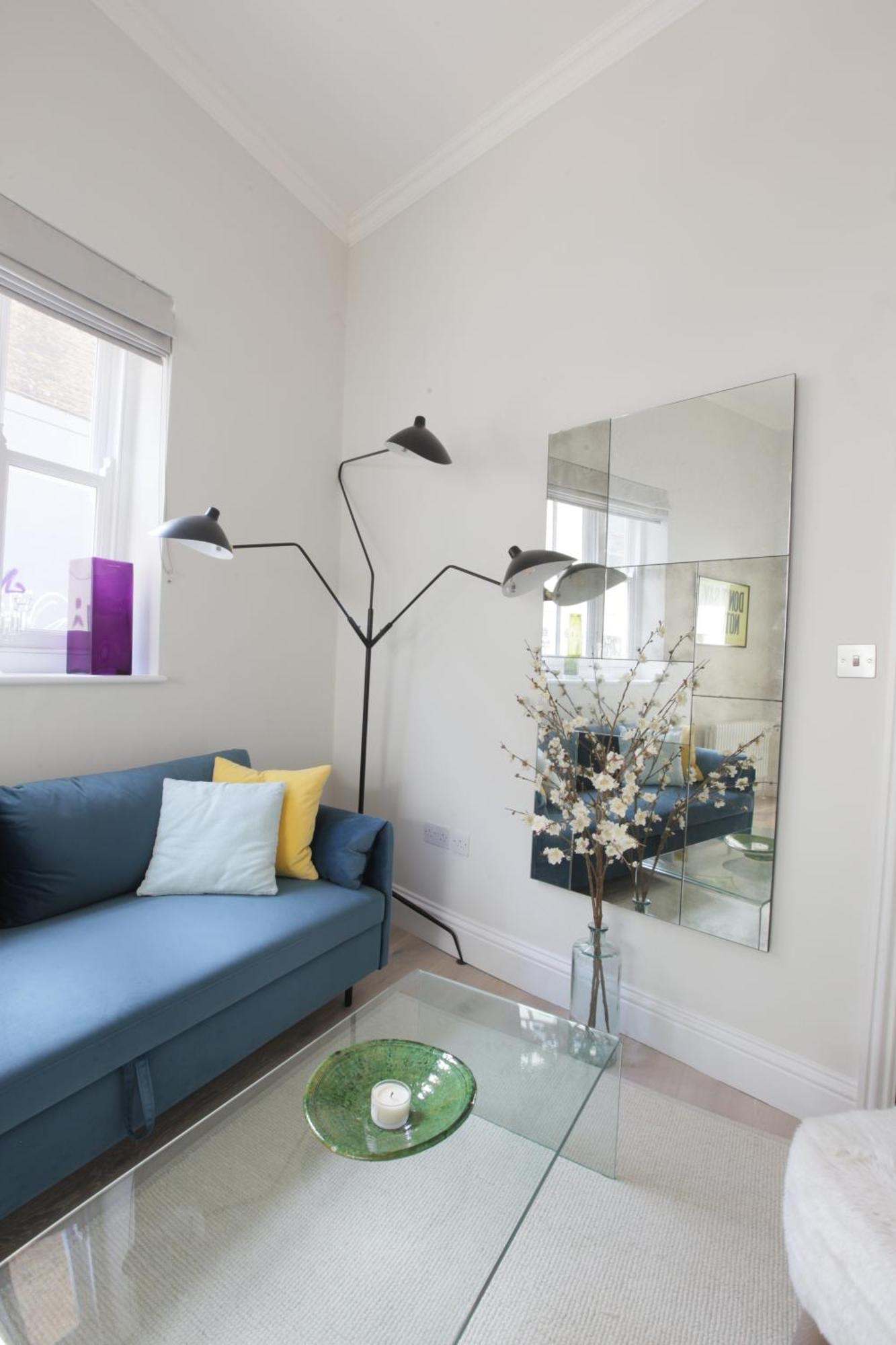 Newly Refurbished 1 Bedroom In Vibrant Notting Hill *