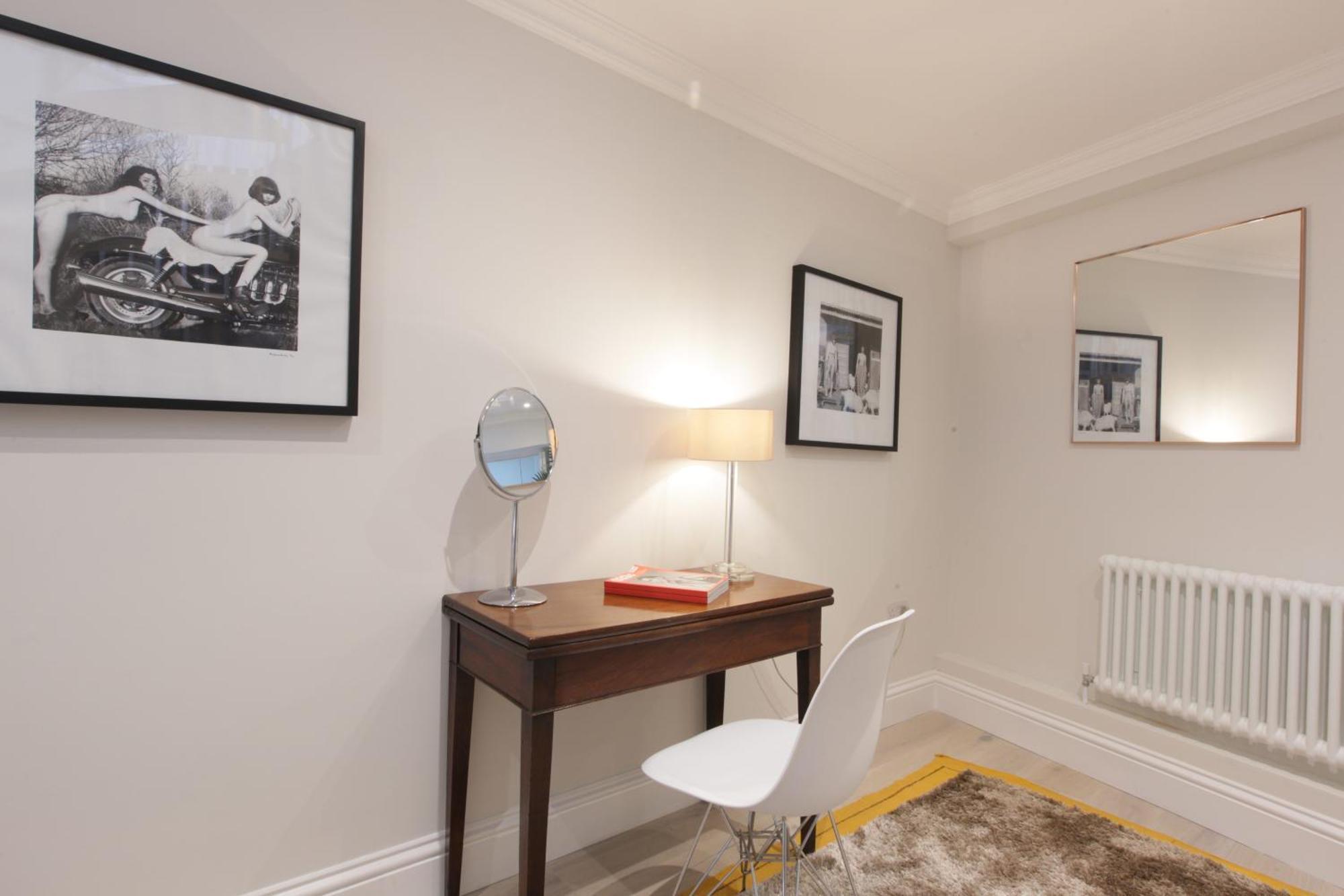 Newly Refurbished 1 Bedroom In Vibrant Notting Hill Apartment