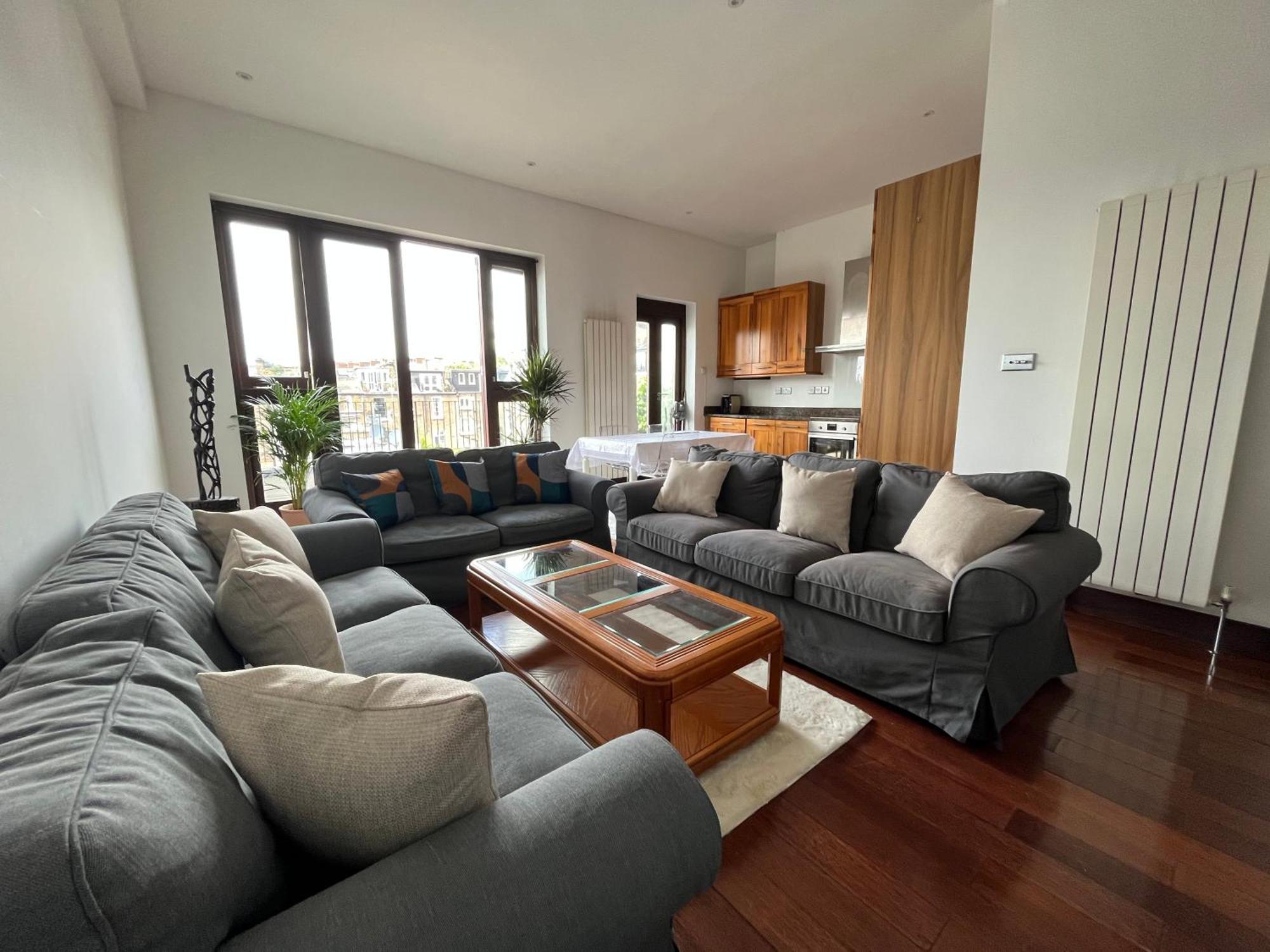 Luxury 2 Double Bedroom Flat - Kensington