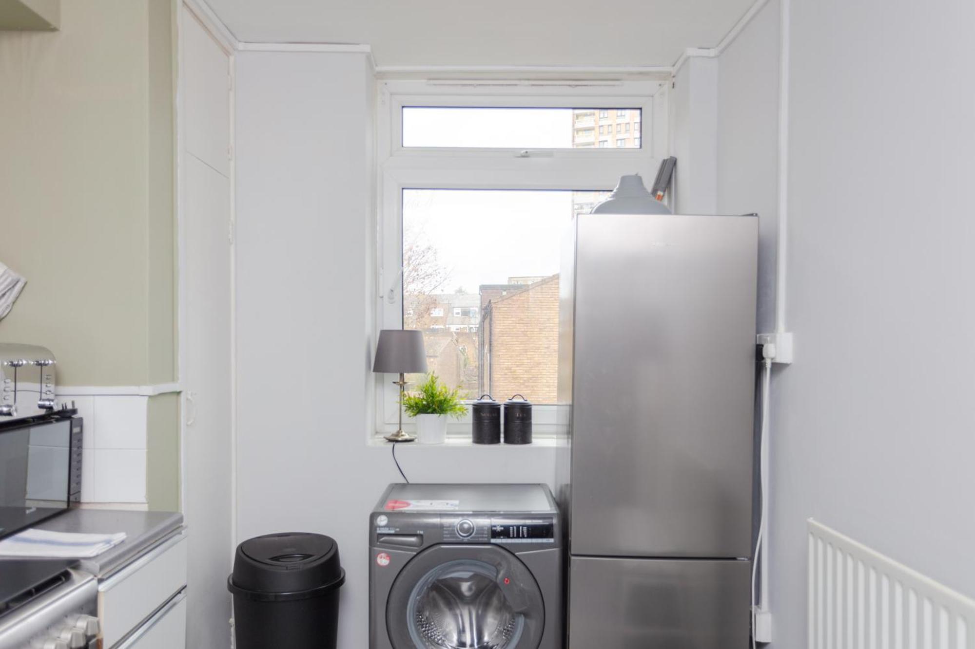 Spacious 3 Bedroom Flat In The Heart Of Shoreditch Lägenhet