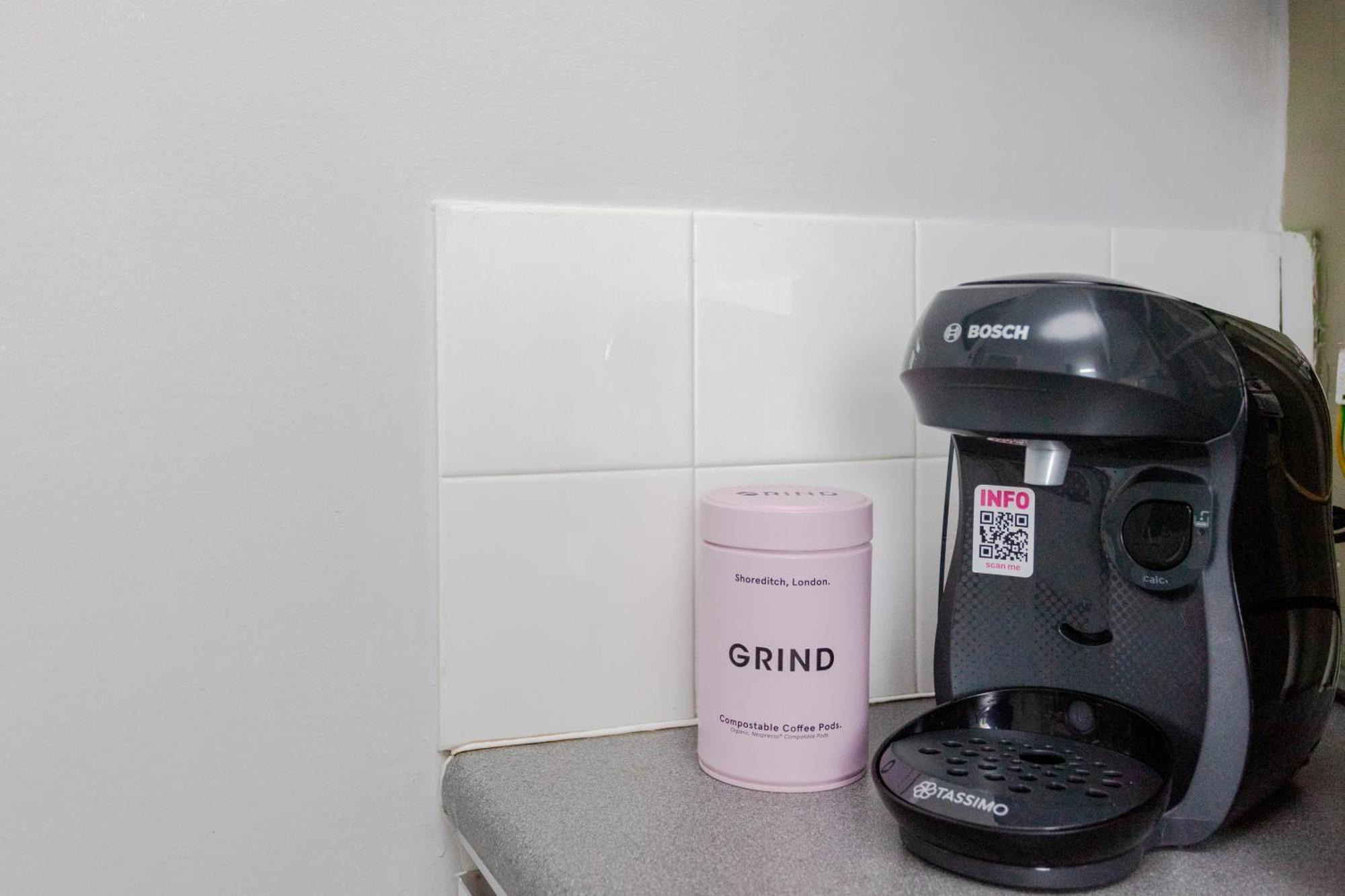 Spacious 3 Bedroom Flat In The Heart Of Shoreditch * Londra