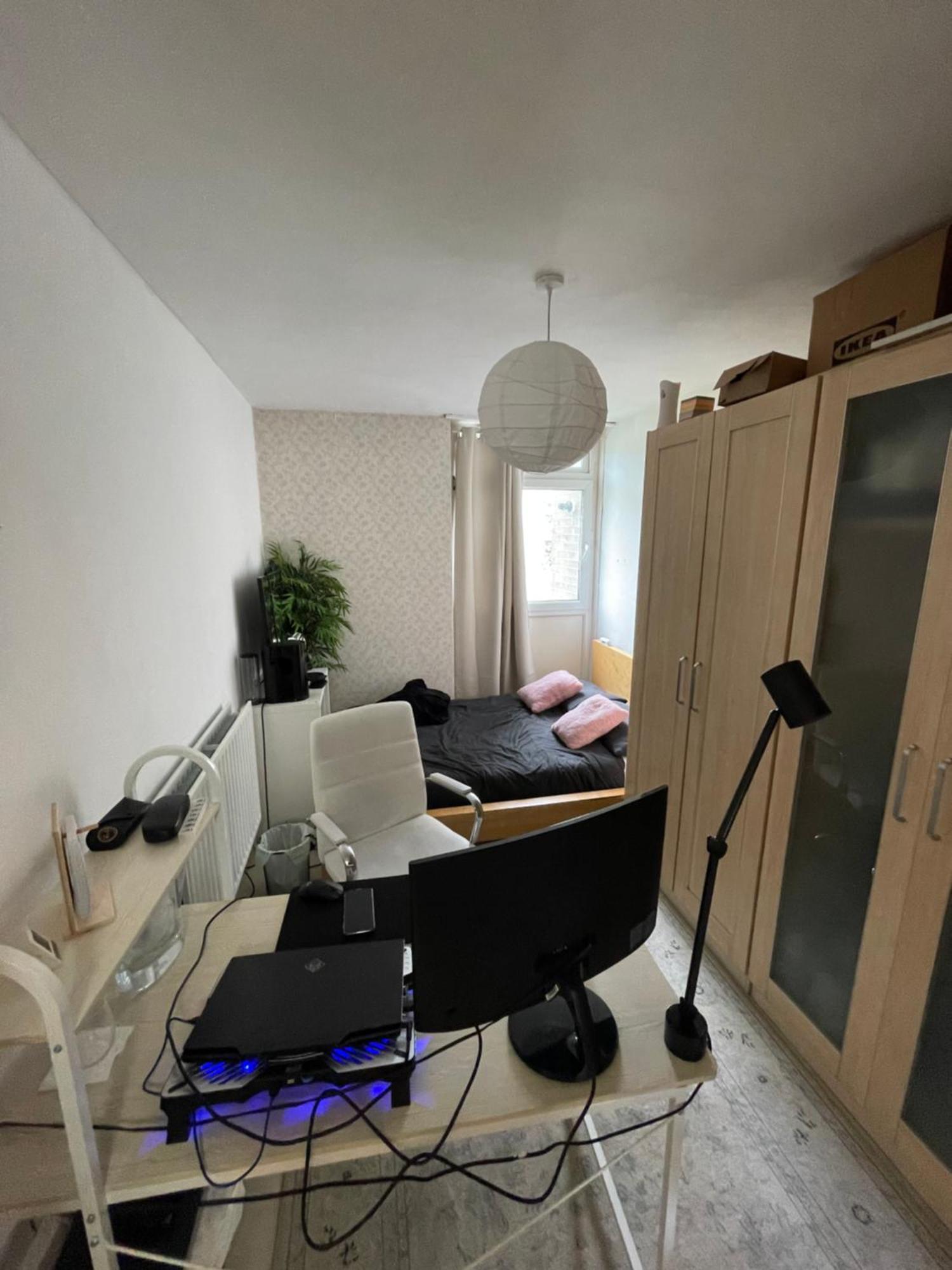 Spacious 3 Bedroom Flat In The Heart Of Shoreditch Lägenhet