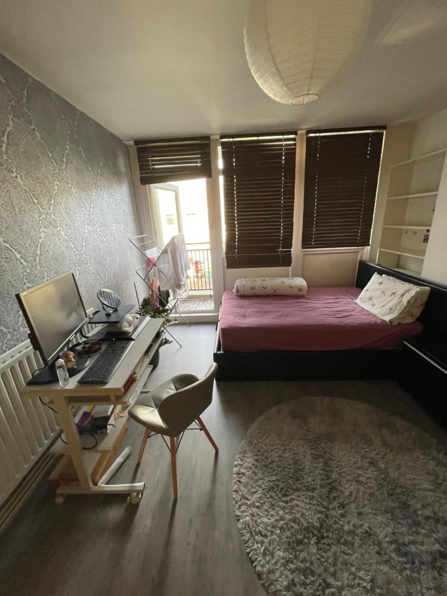 Spacious 3 Bedroom Flat In The Heart Of Shoreditch Londra