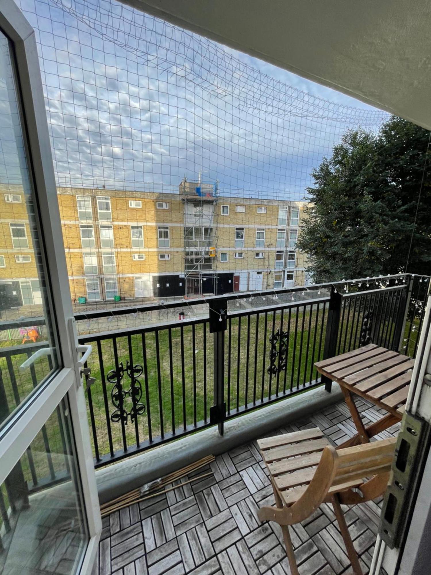 Spacious 3 Bedroom Flat In The Heart Of Shoreditch Londra
