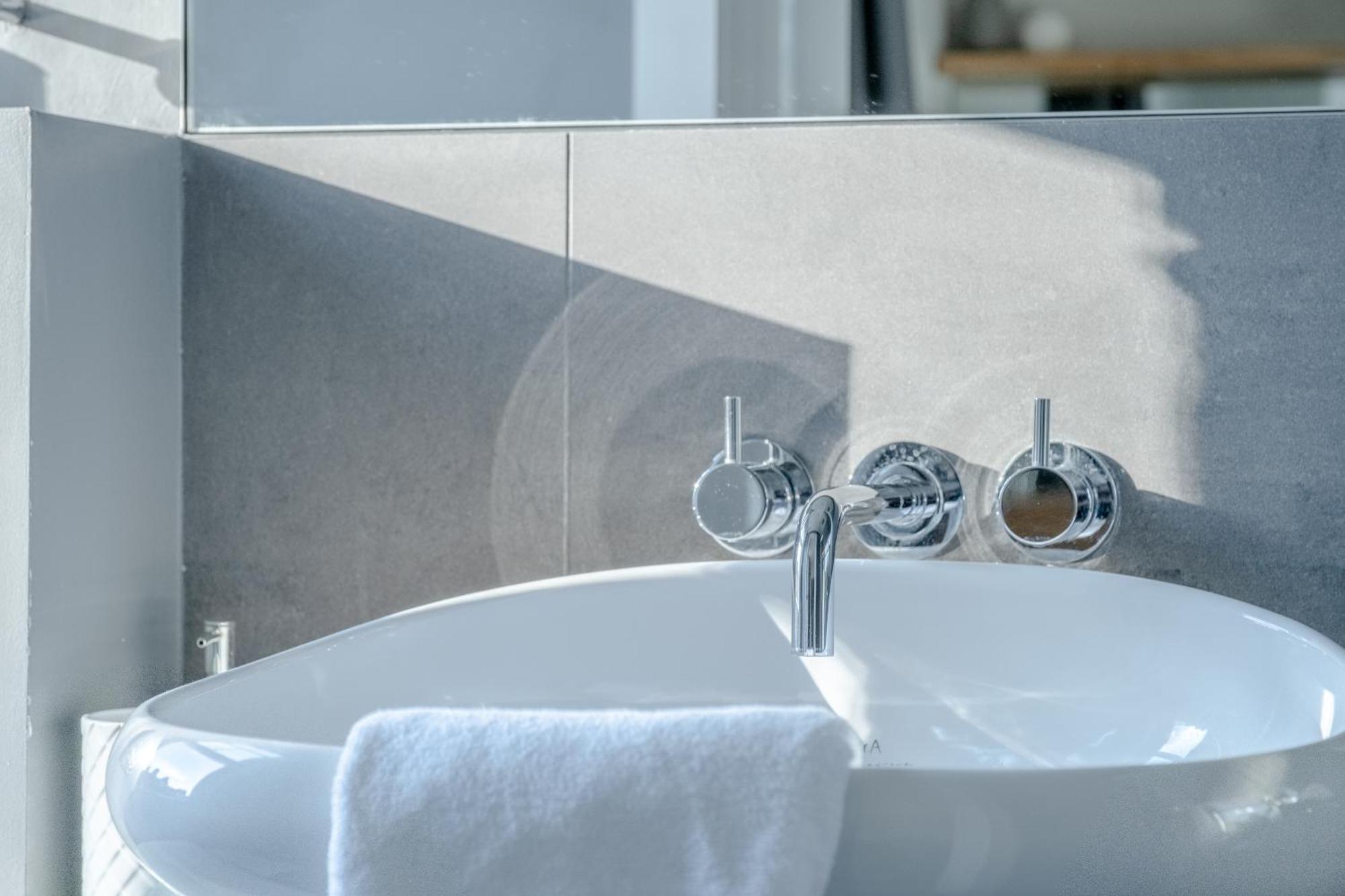 Modern And Luxurious 2 Bedroom Flat - Barons Court Appartement