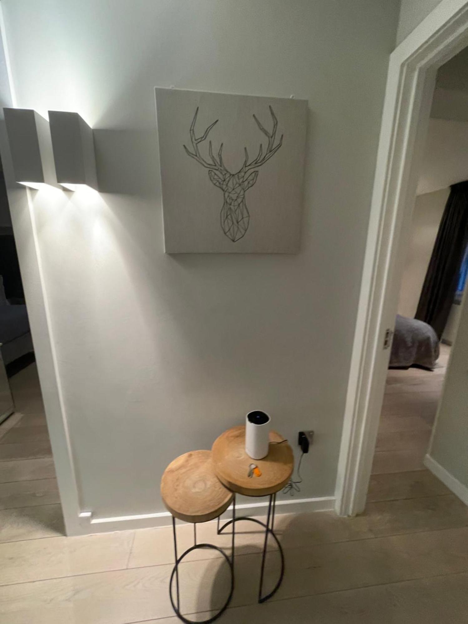 Modern And Luxurious 2 Bedroom Flat - Barons Court Appartement