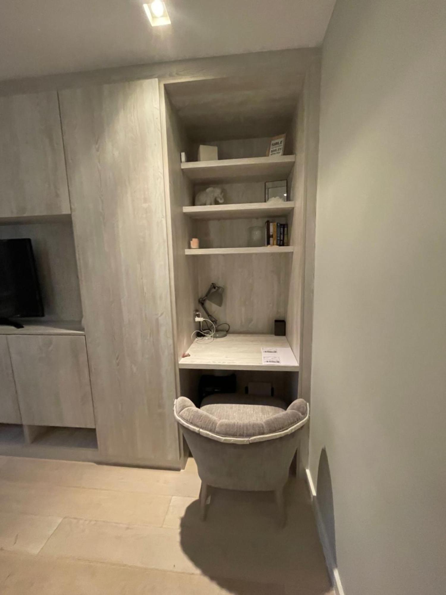 Modern And Luxurious 2 Bedroom Flat - Barons Court Appartement