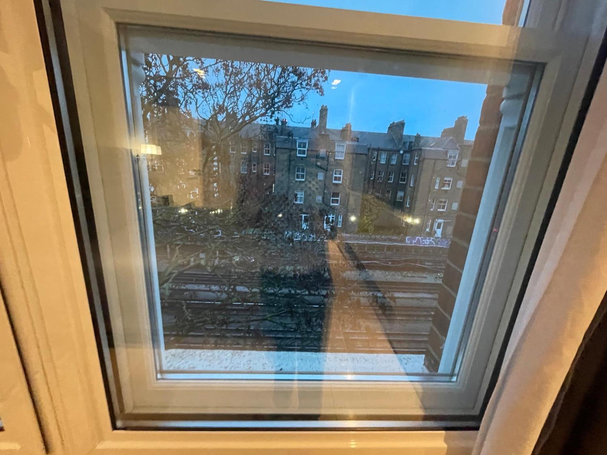 Modern And Luxurious 2 Bedroom Flat - Barons Court Appartement *