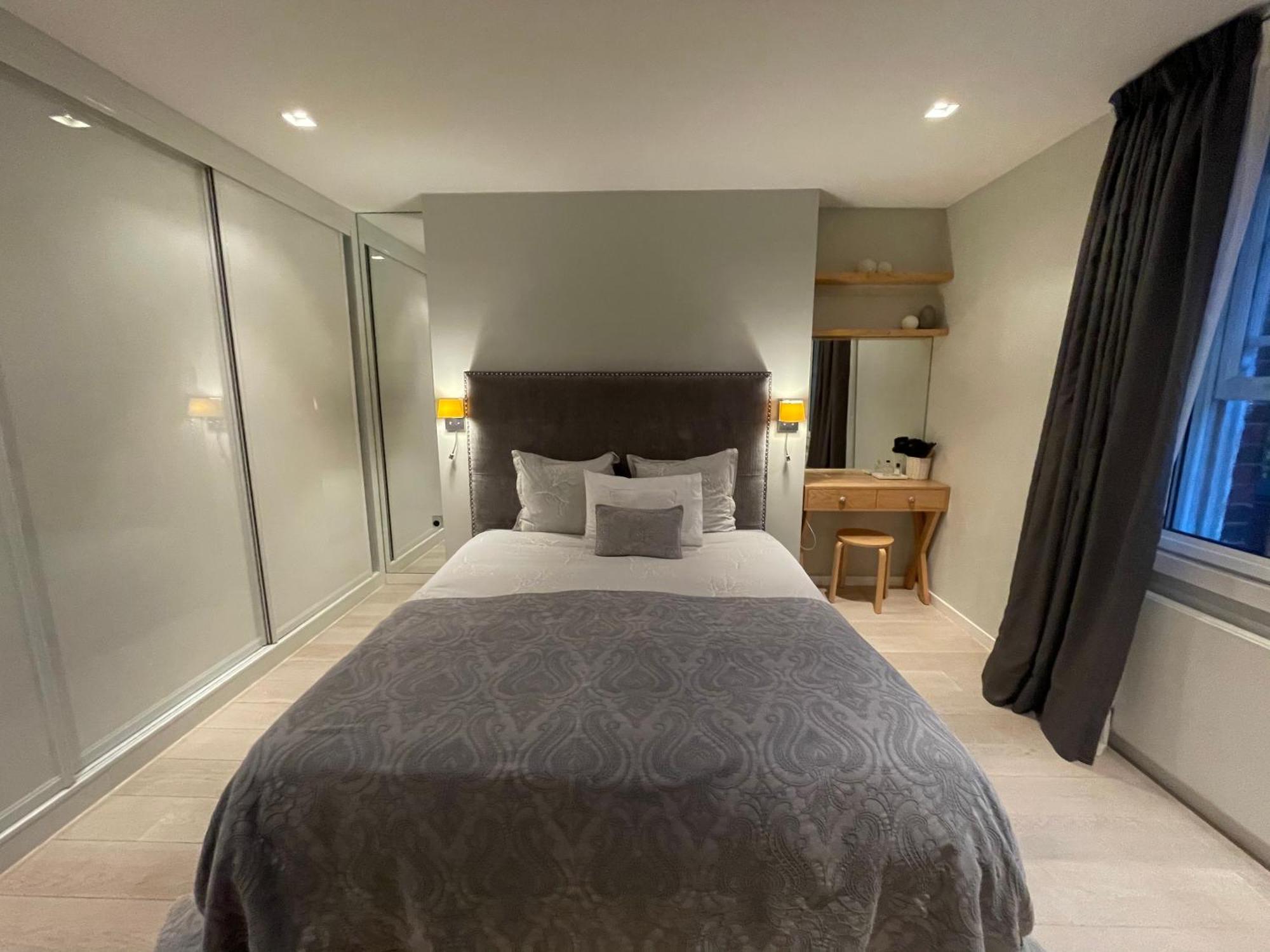 Appartement Modern And Luxurious 2 Bedroom Flat - Barons Court *