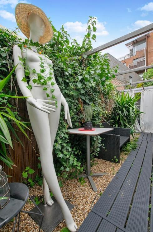 2bed Garden House W/hot Tub, Sauna & Cinema Ferienhaus London
