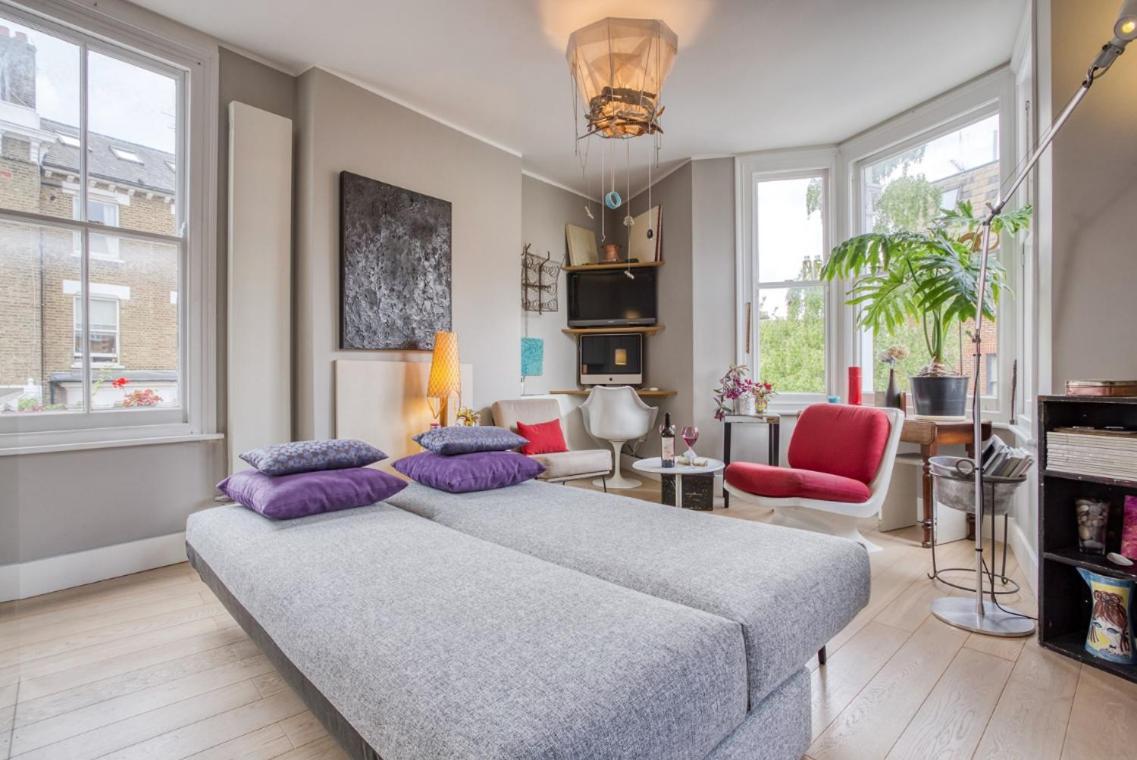 Beautiful And Airy 1 Bedroom Flat - West Leilighet London
