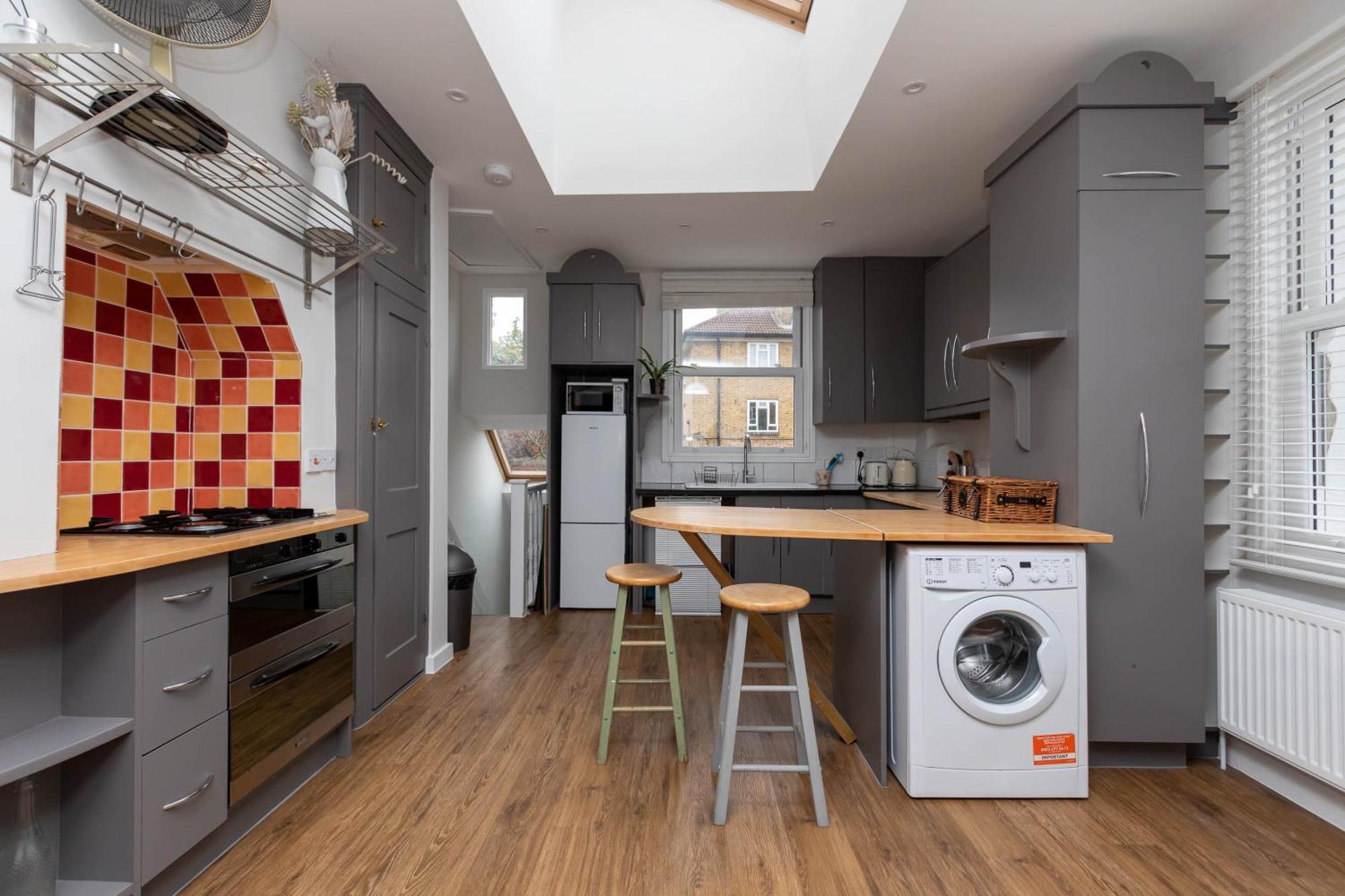 Homely 1 Bedroom In Fulham! Appartamento *