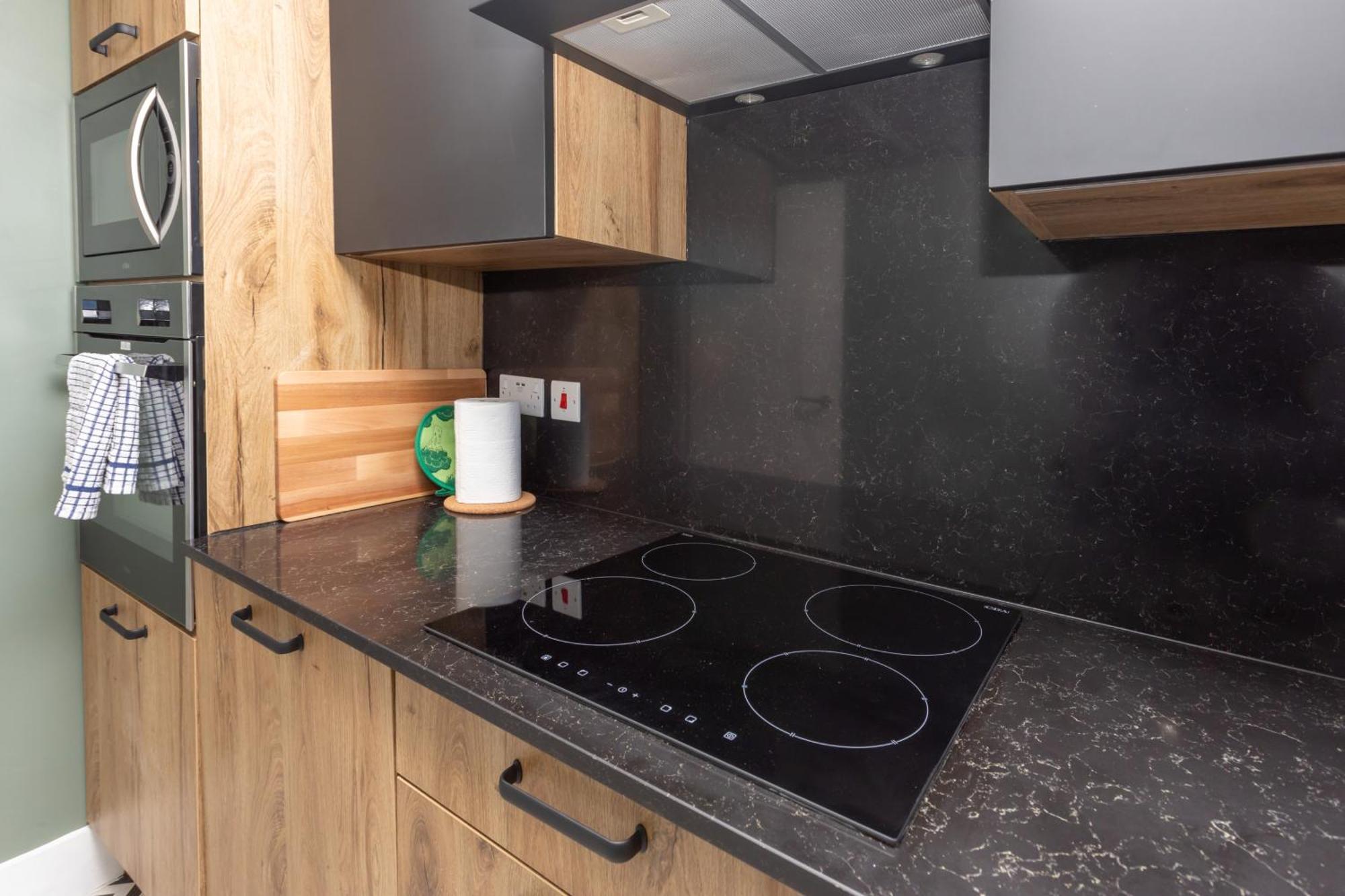 Spacious & Pristine 2bd Flat - Balham * Londen