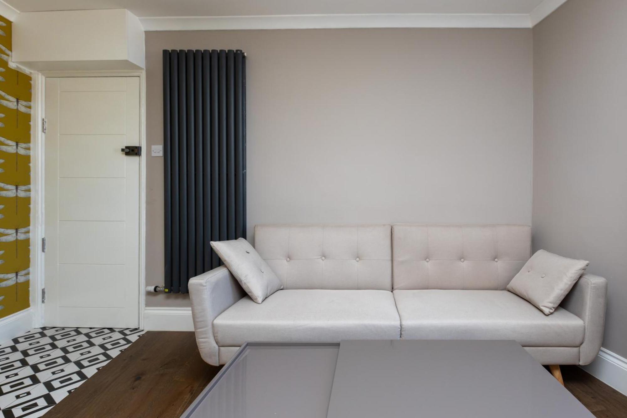 Spacious & Pristine 2bd Flat - Balham Appartement Londen