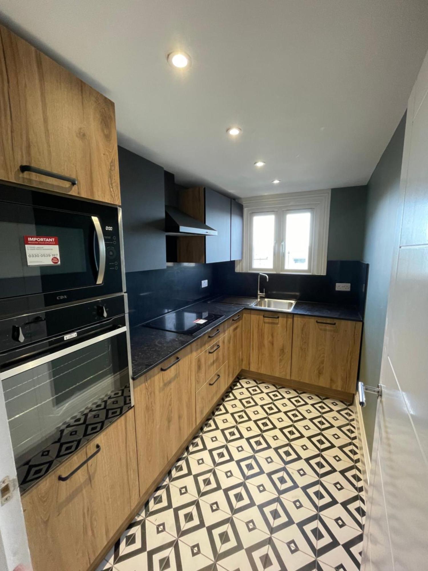 Spacious & Pristine 2bd Flat - Balham Londen