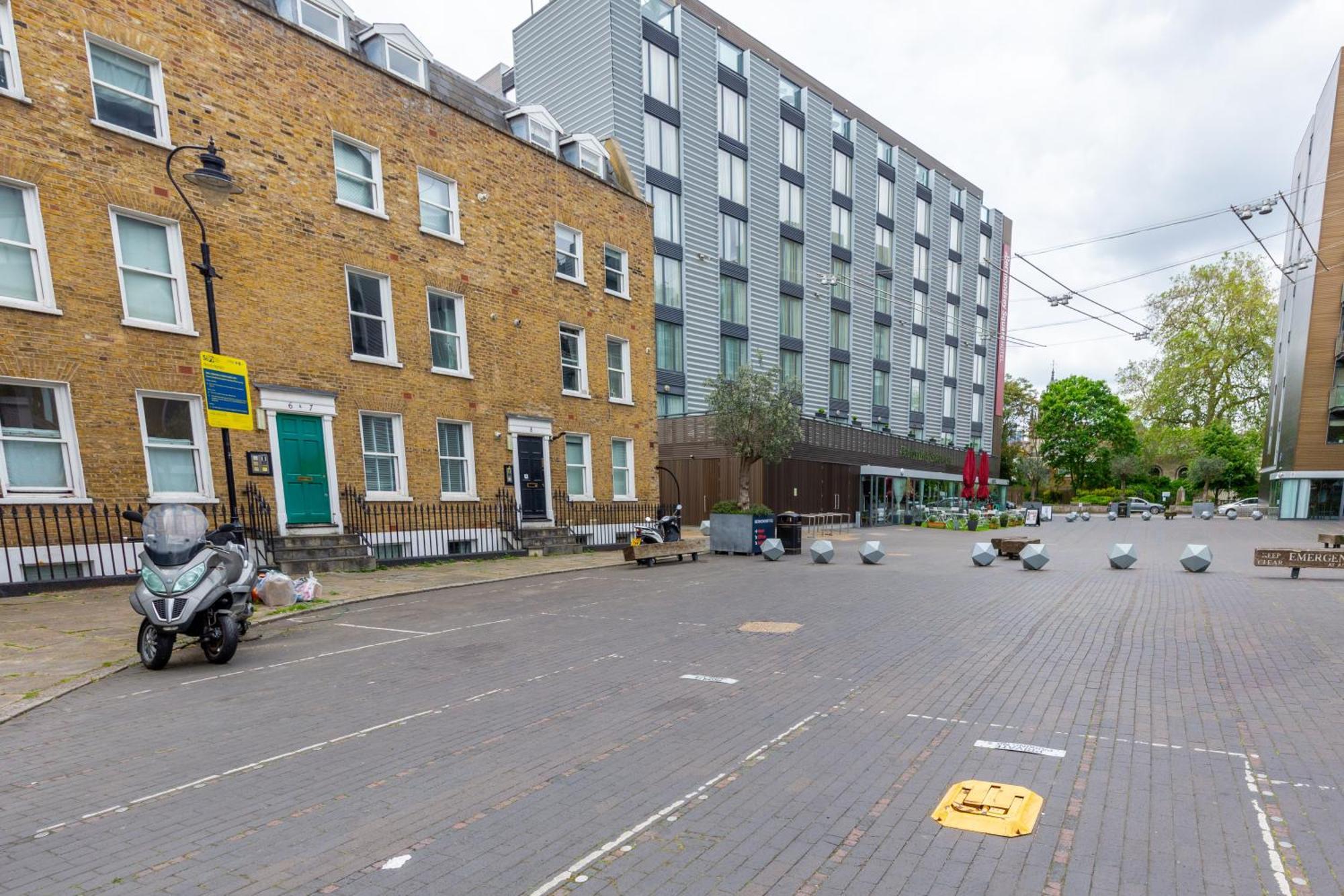 Modern 1bd Flat - 15 Min Walk To Bridge Lejlighed *