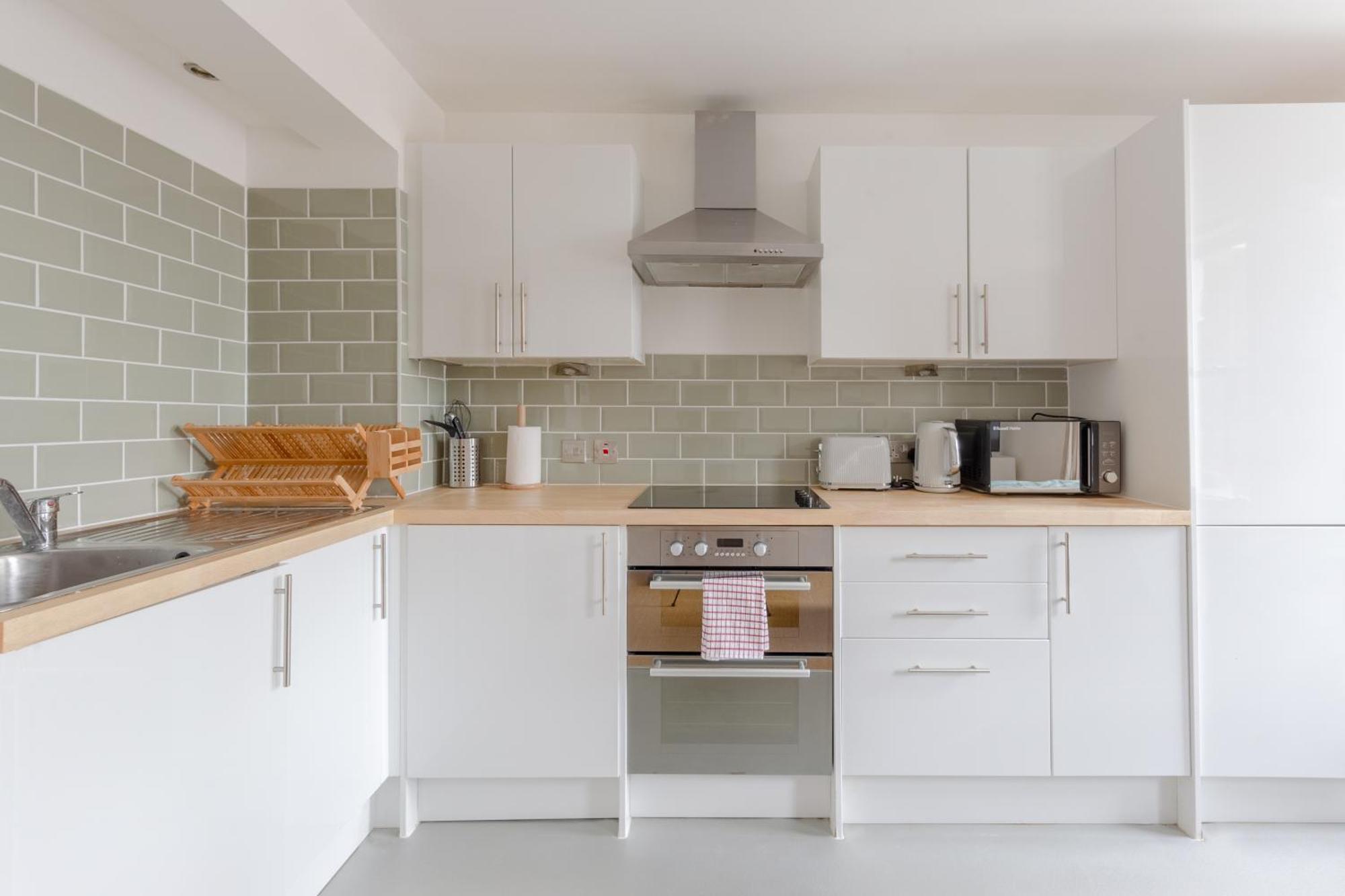 Modern 1bd Flat - 15 Min Walk To Bridge Lejlighed *