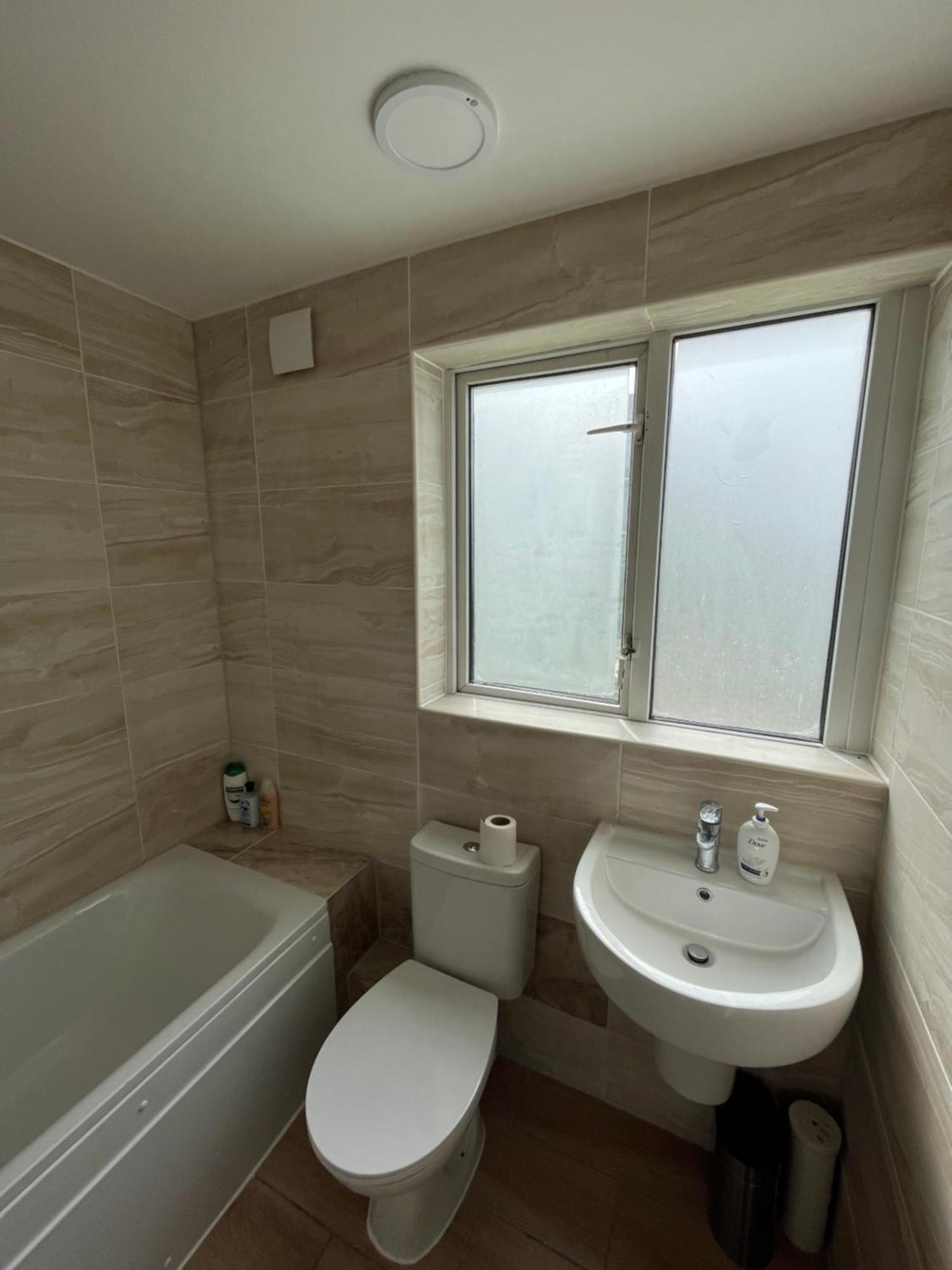 2bd East Sleeps 7! Appartement Londen
