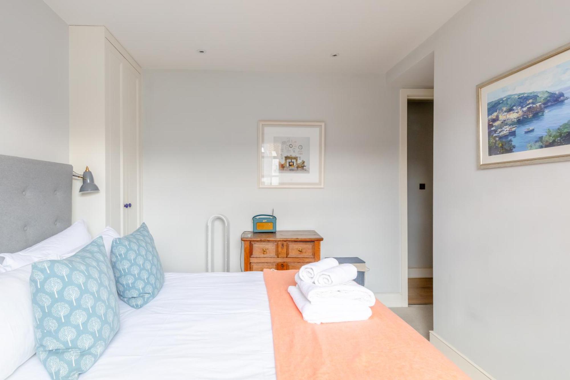 Bright & Stylish 1bd Flat - Wandsworth Town Lägenhet London