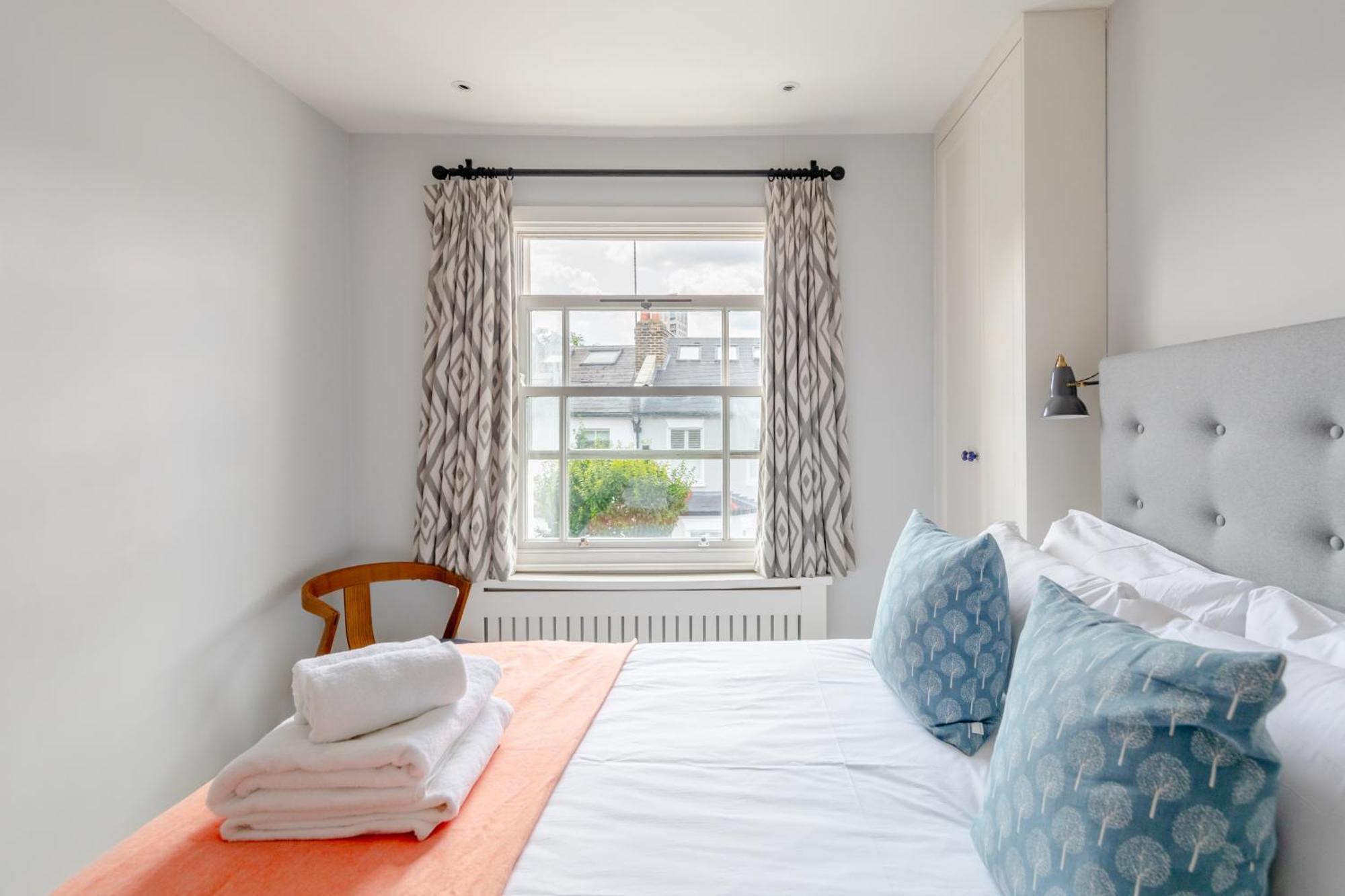 Bright & Stylish 1bd Flat - Wandsworth Town Lägenhet London