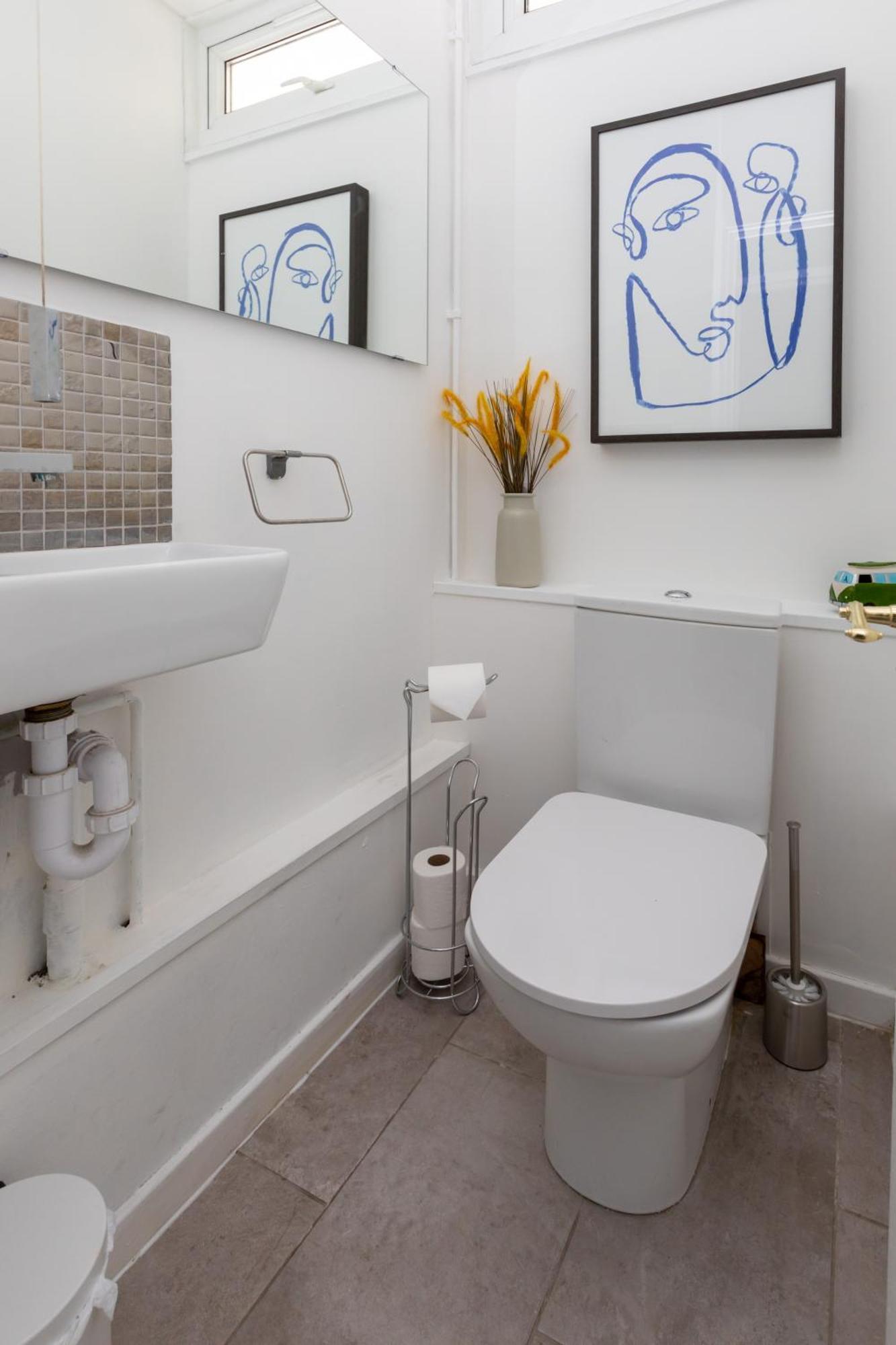Spacious & Welcoming 4bd House - Kennington *