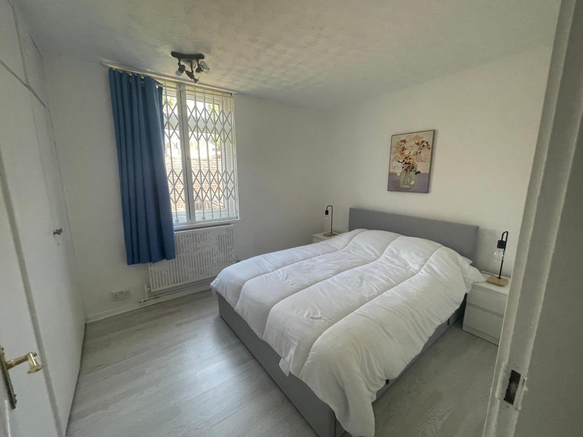 Spacious & Welcoming 4bd House - Kennington Appartement Londen