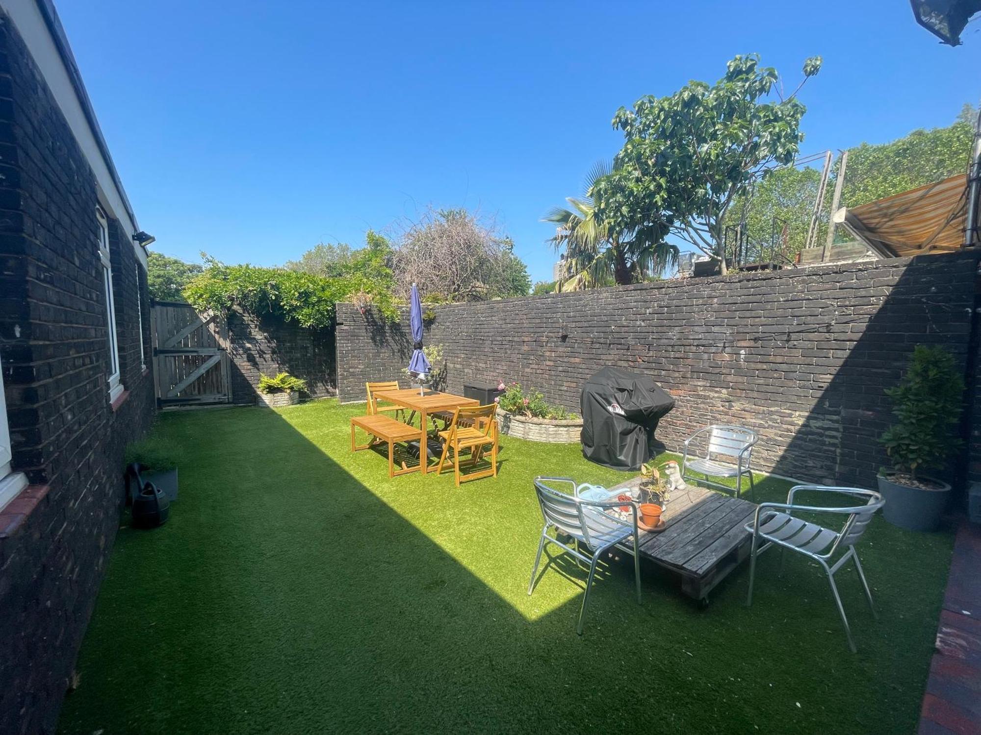 Spacious & Welcoming 4bd House - Kennington Appartement