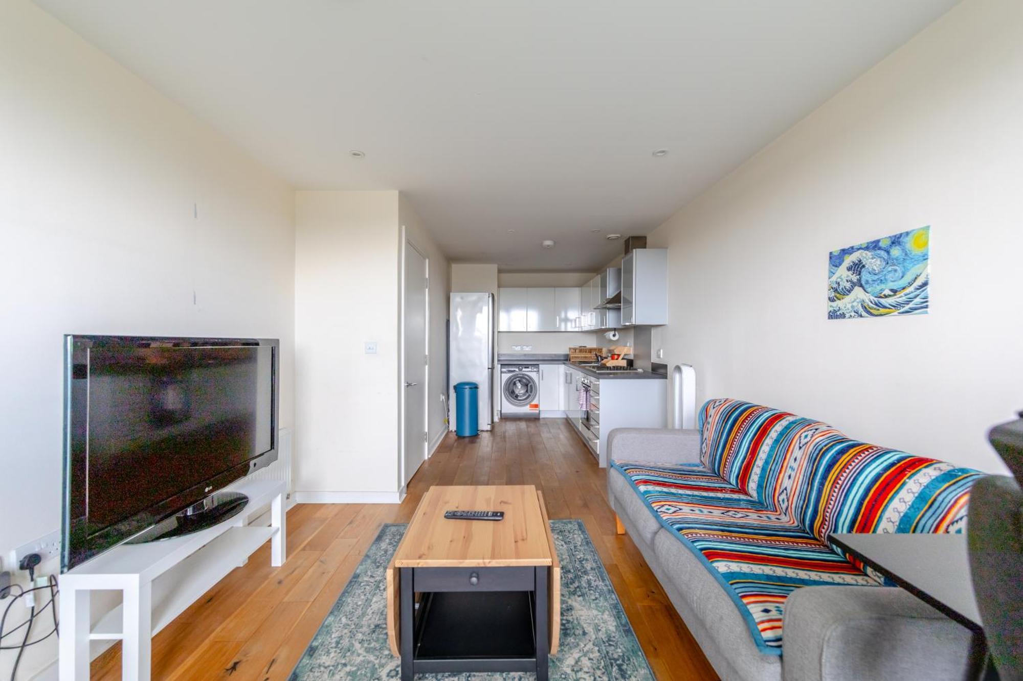 Apartment Modern 1bd Flat - 5 Min Walk To Battersea Park! *