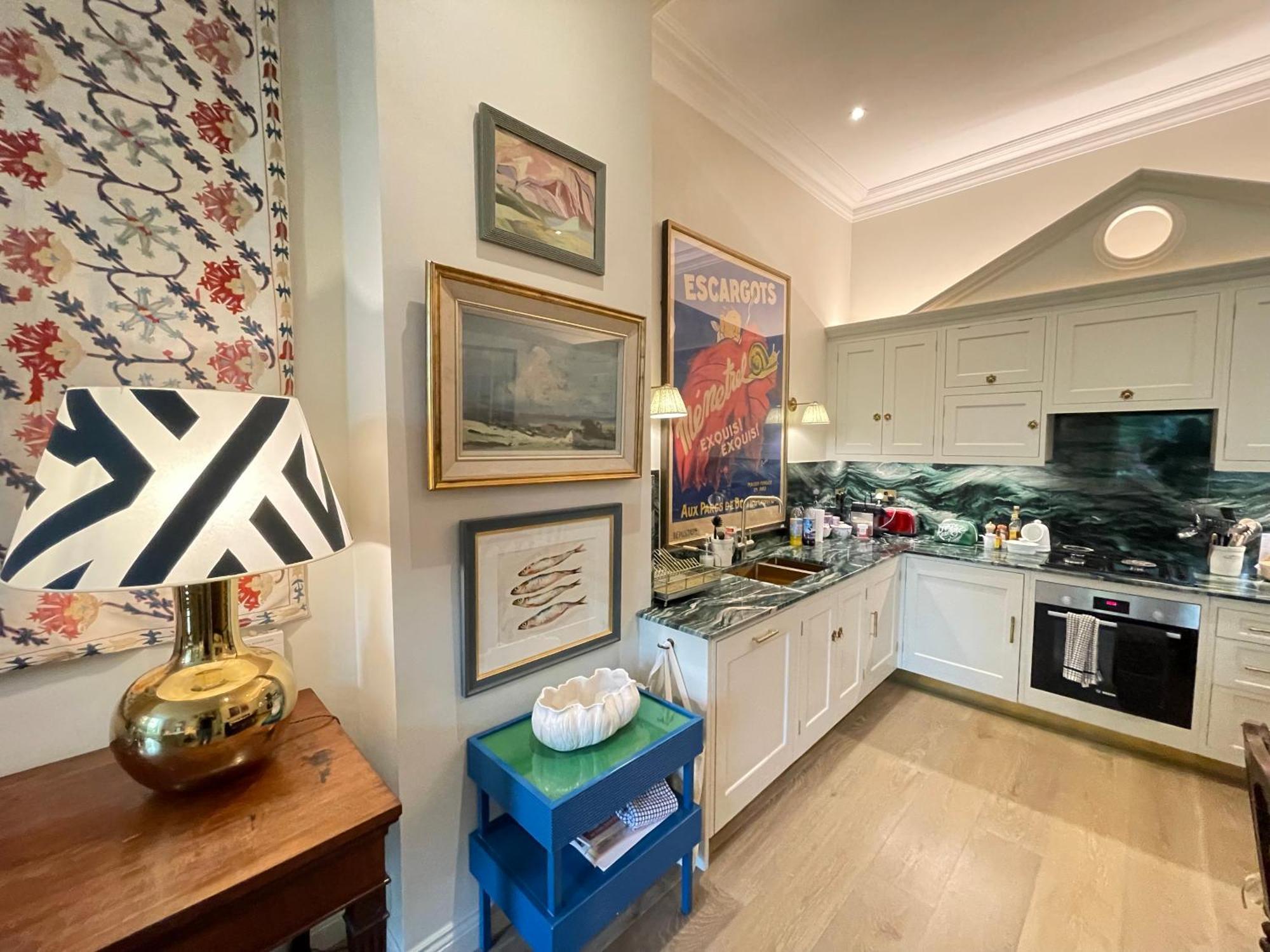 Luxurious & Stylish 2bd House - Bayswater! London
