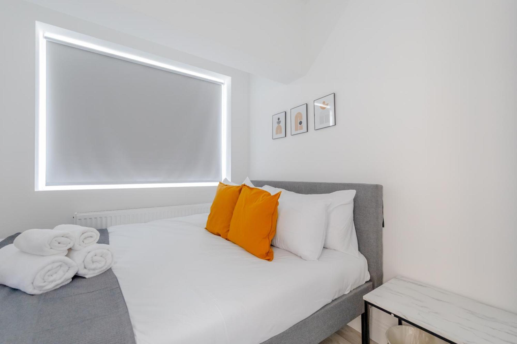Contemporary 1bd Flat - Willesden Green! Lägenhet London