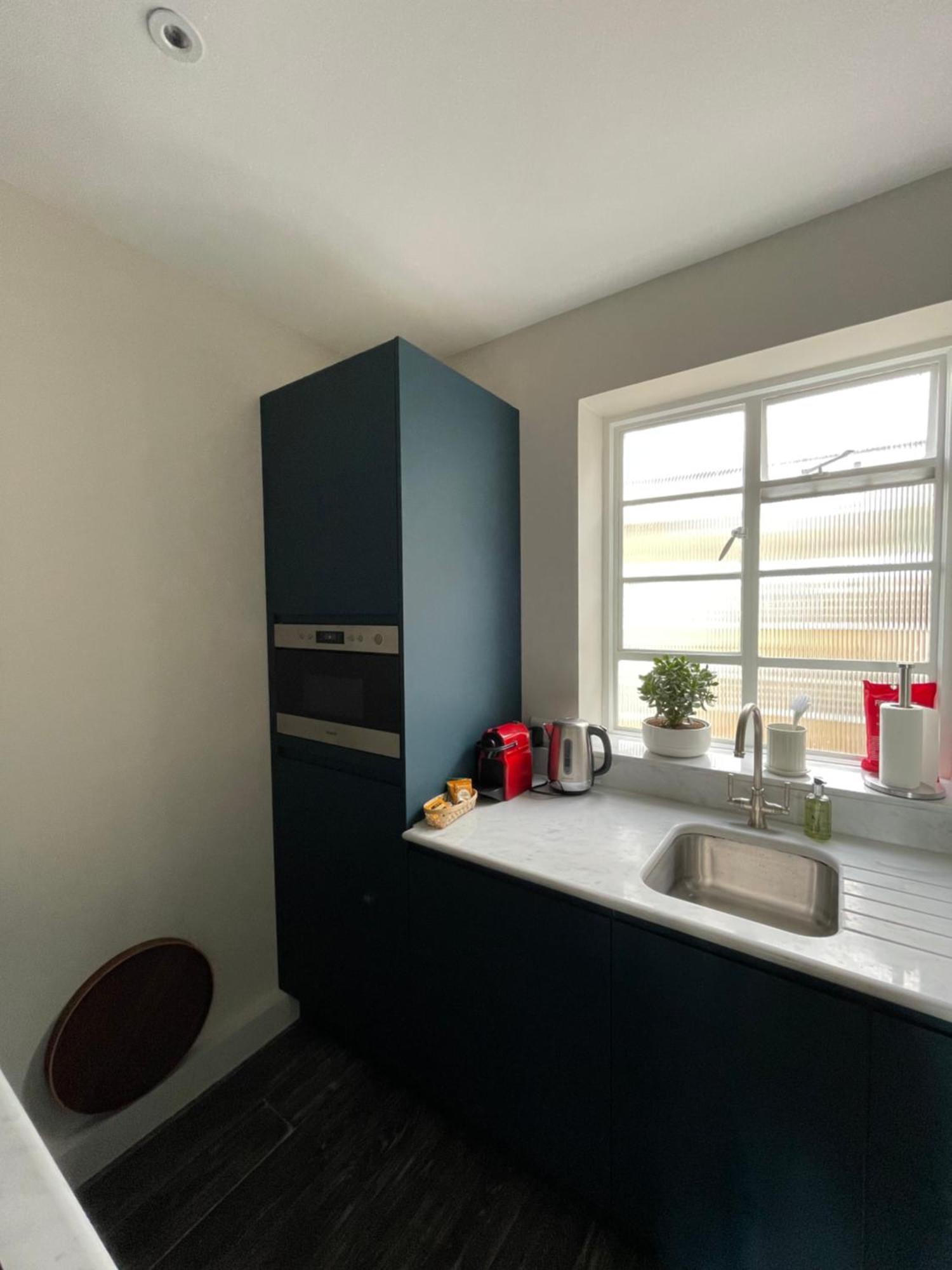 Beautifully Decorated 1bd Oasis - Earl's Court! Lejlighed