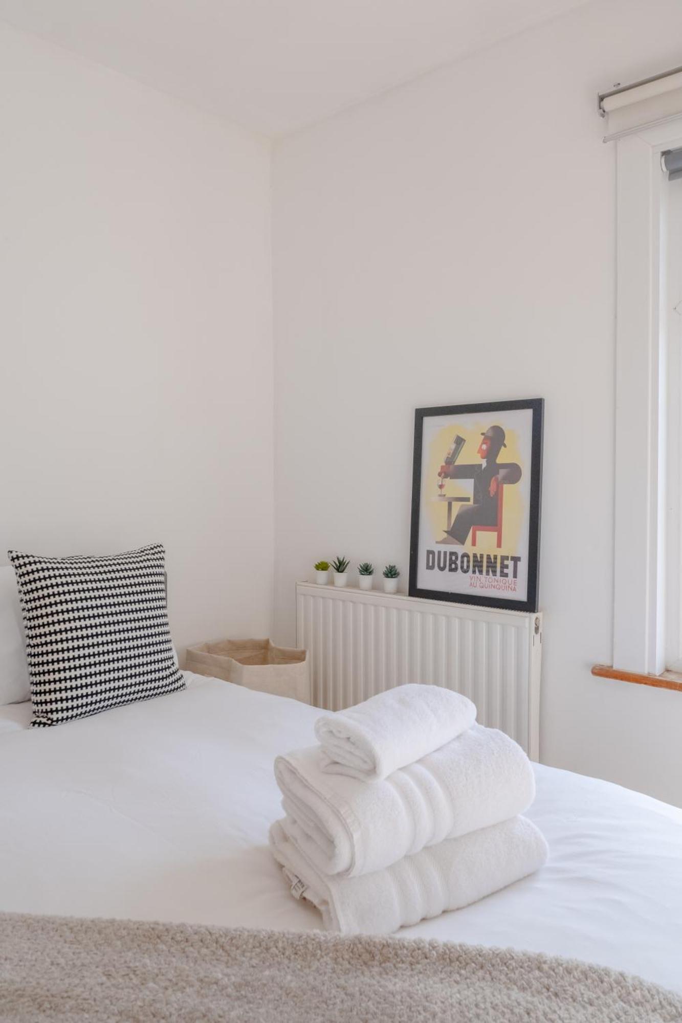 Stylish & Homely 1bd Flat - Walthamstow! * London