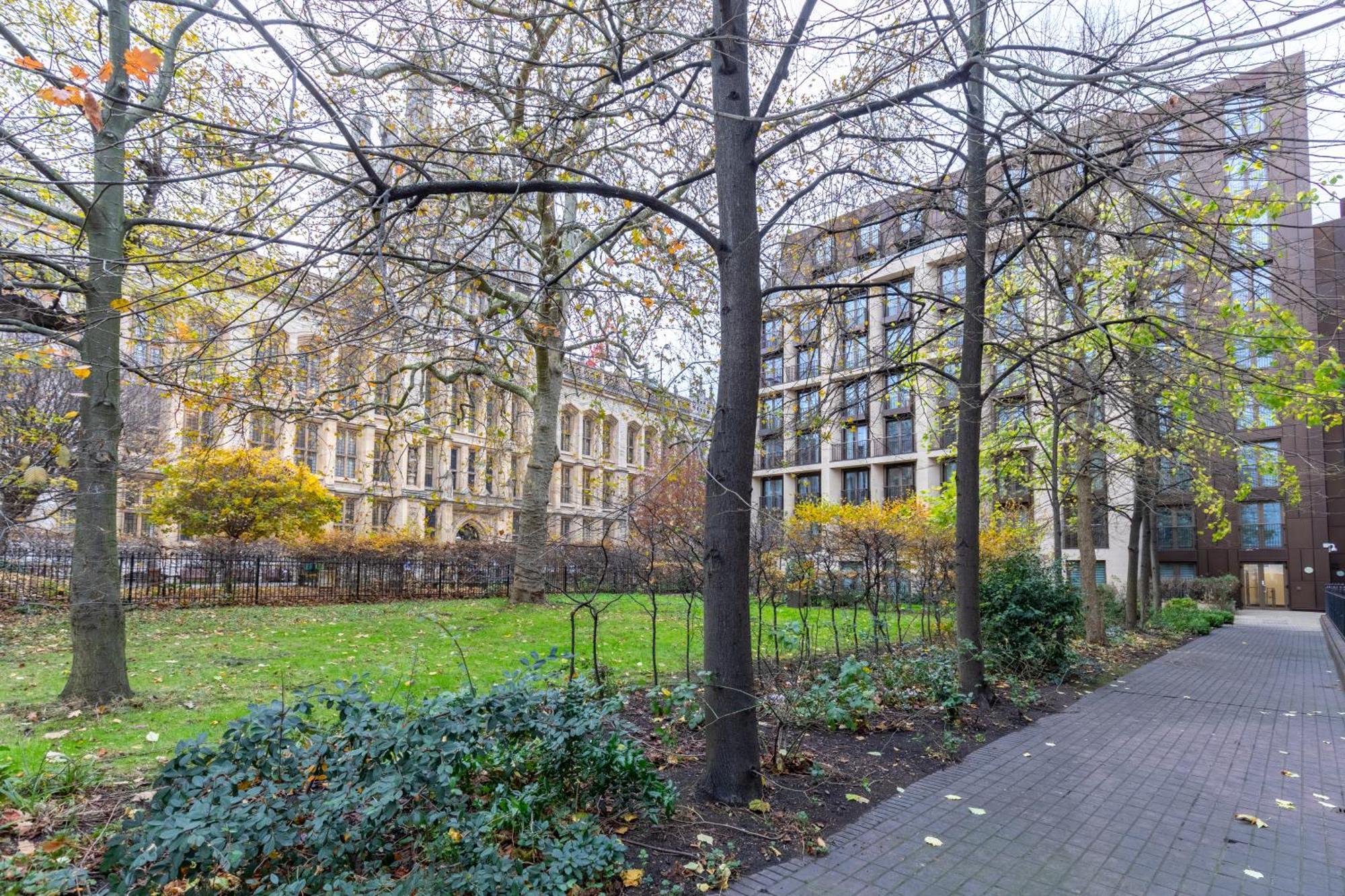 Stylish & Modern 1bd Flat - Chancery Lane! Lejlighed
