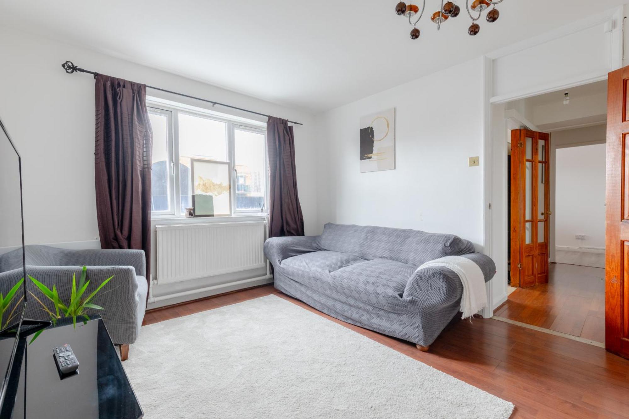 Well Located 2bd Flat 20 Mins To Tower Bridge!