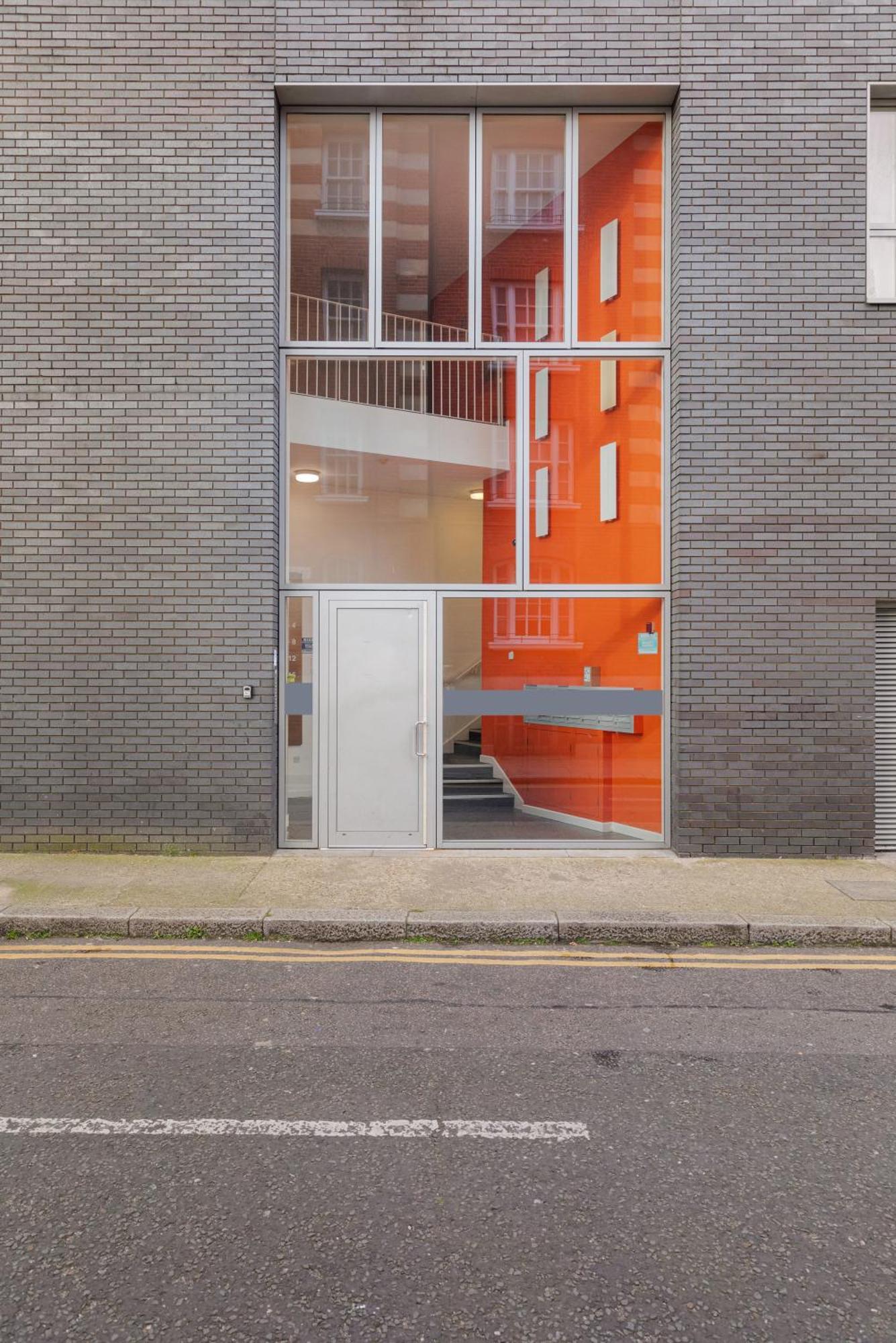 Modern & Spacious 3 Bed With Free Parking & Lift In Shoreditch, Next To Station Lägenhet