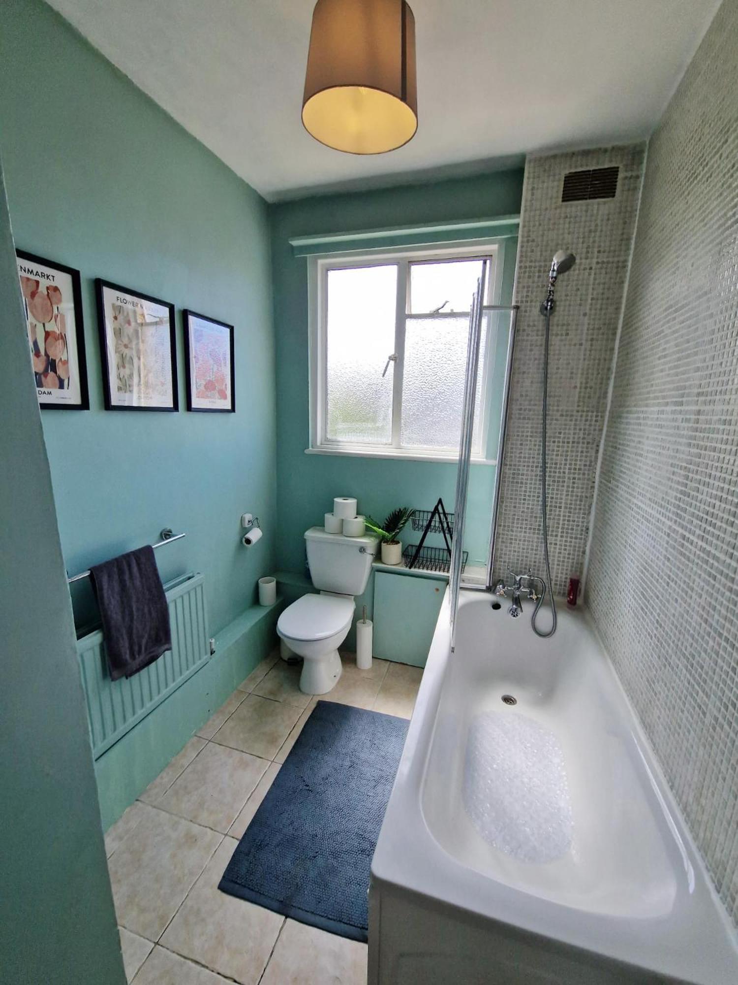 Stylish 1-bed Flat In Willesden With Private Patio Leilighet