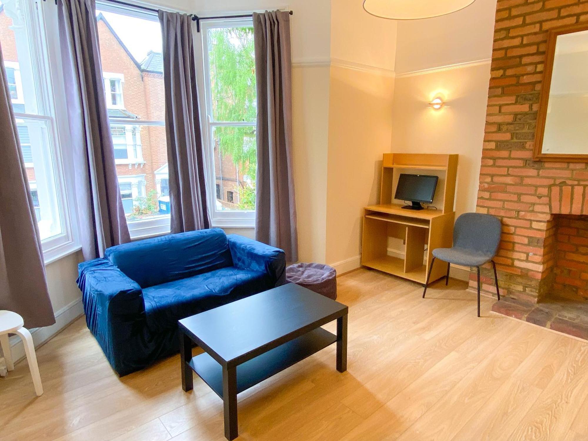 Roomy 3bd By Hampstead Heath! * London
