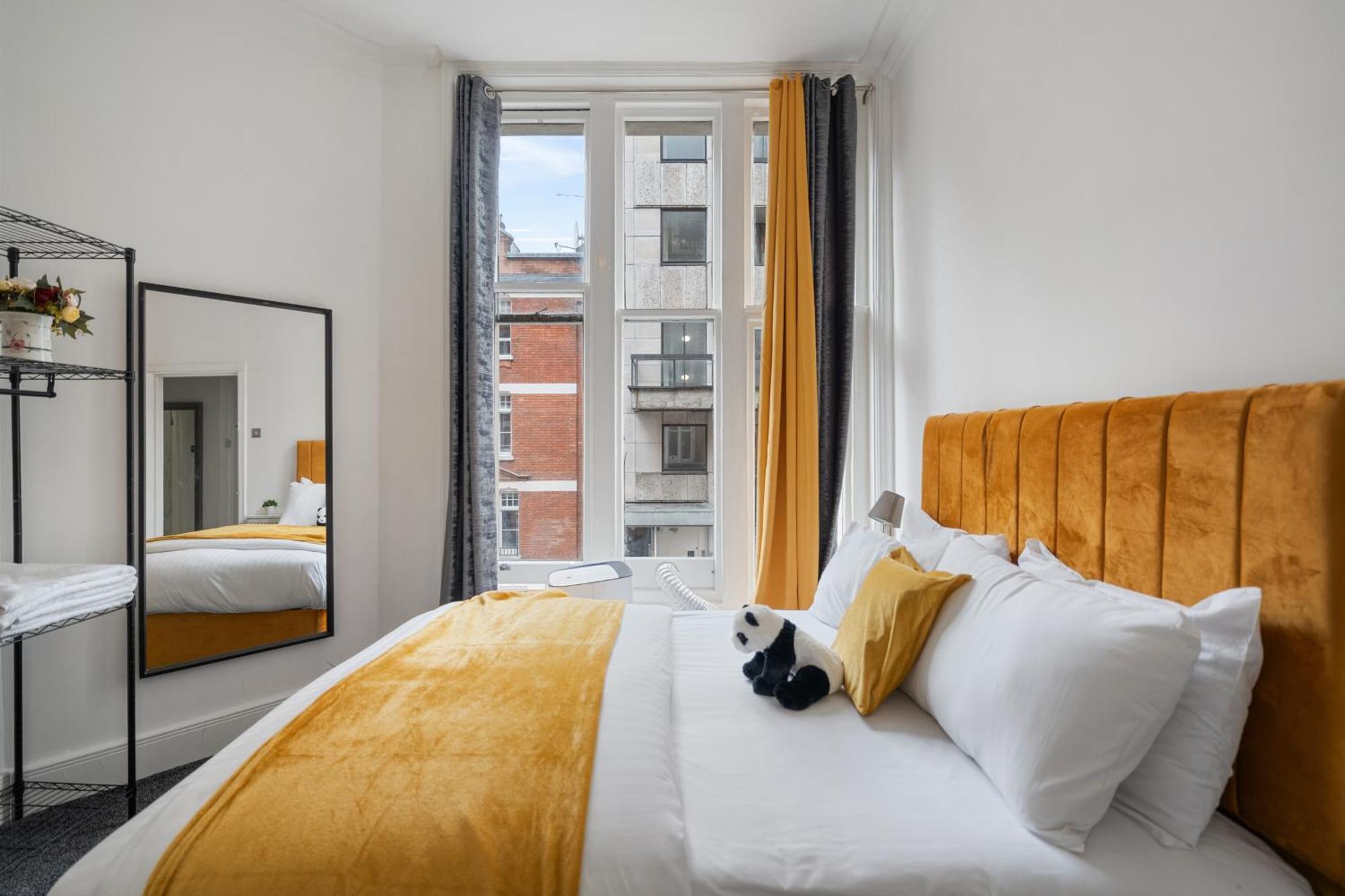 Apartment Elegant 3 Bedroom On Oxford Street Luxury Living In 2gc