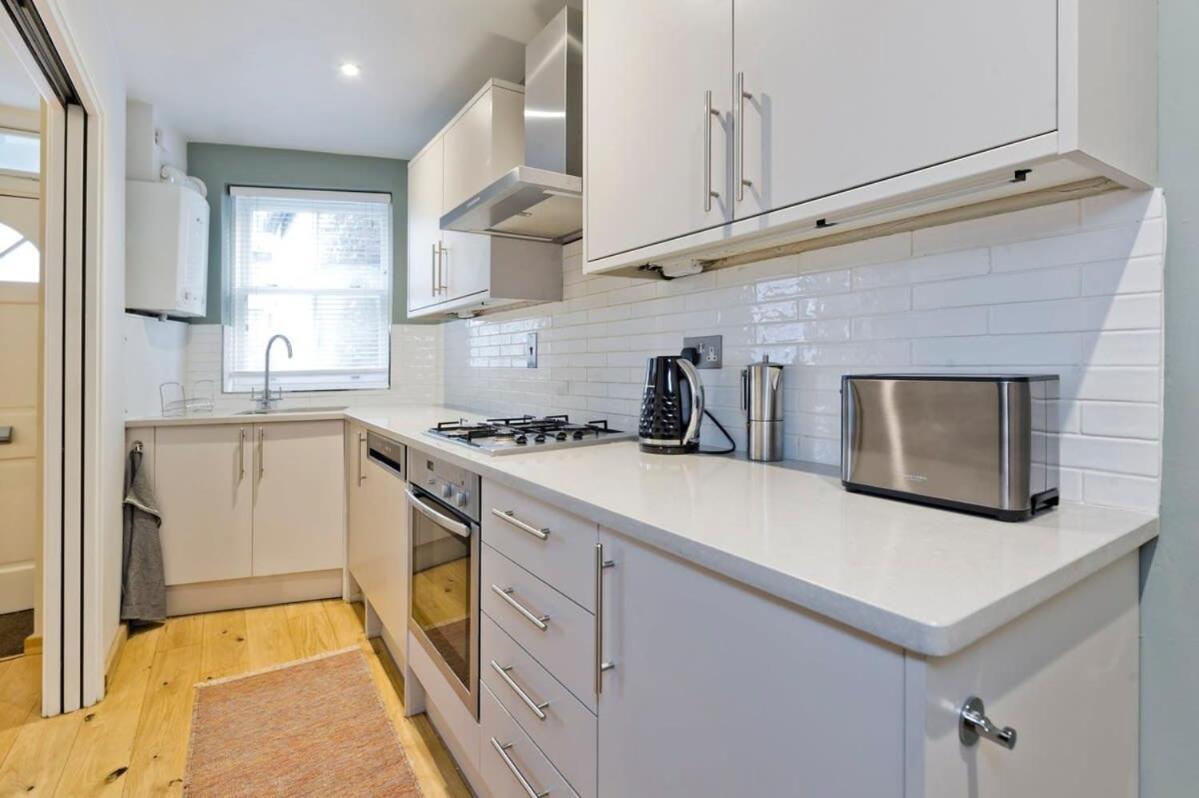 Ferienhaus Sweet Marble Arch 2 Bedroom Mews House