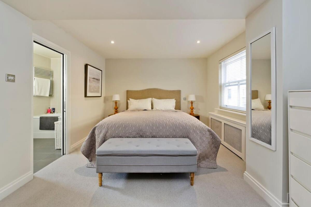 Sweet Marble Arch 2 Bedroom Mews House Ferienhaus *